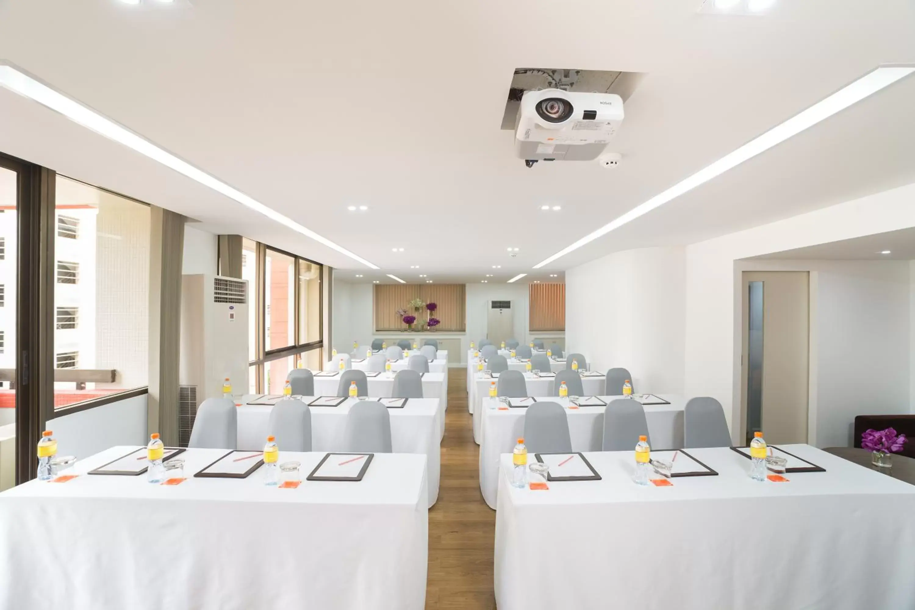 Meeting/conference room, Business Area/Conference Room in Bandara Suites Silom, Bangkok - SHA Extra Plus