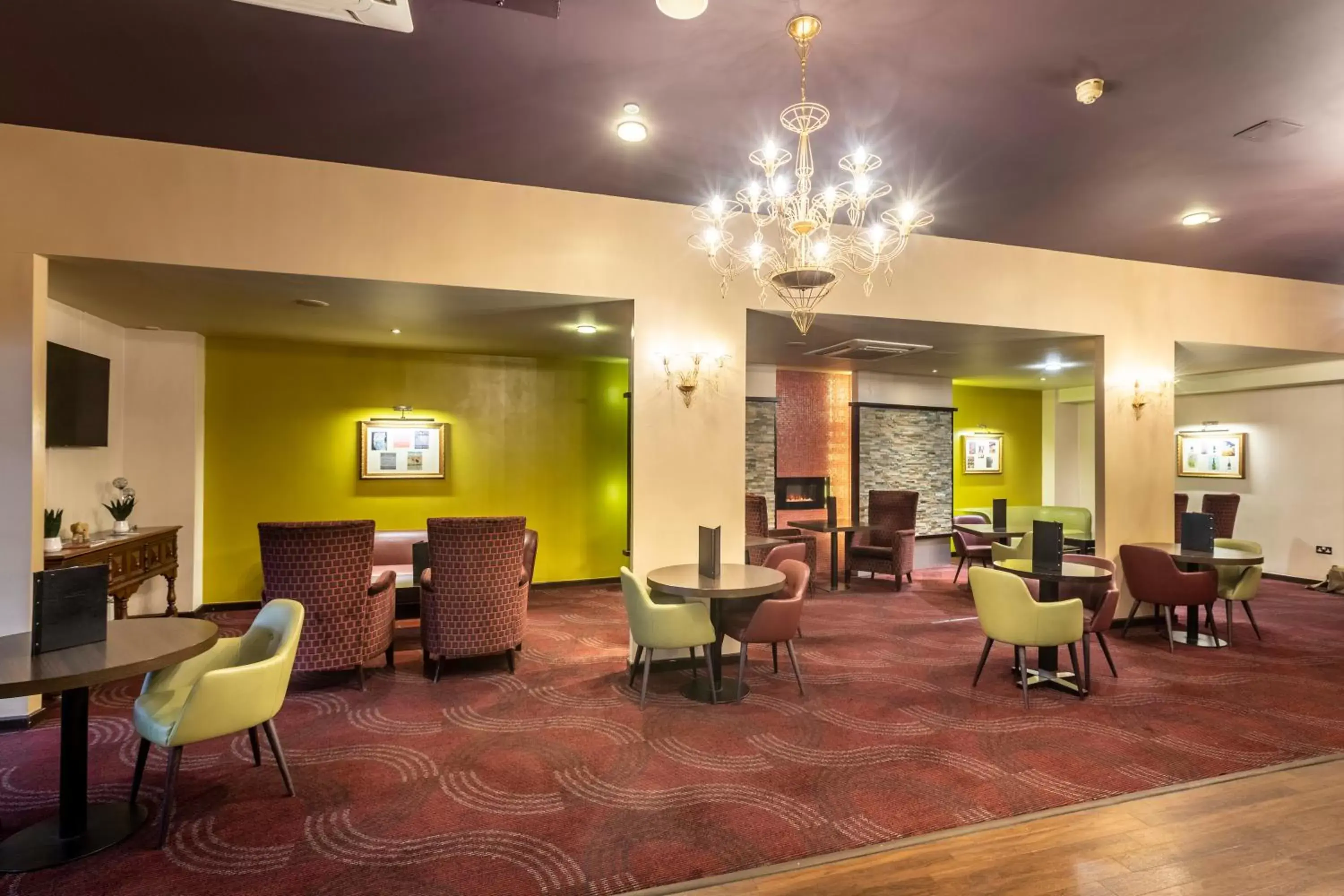 Restaurant/places to eat, Lounge/Bar in Gloucester Robinswood Hotel, BW Signature Collection