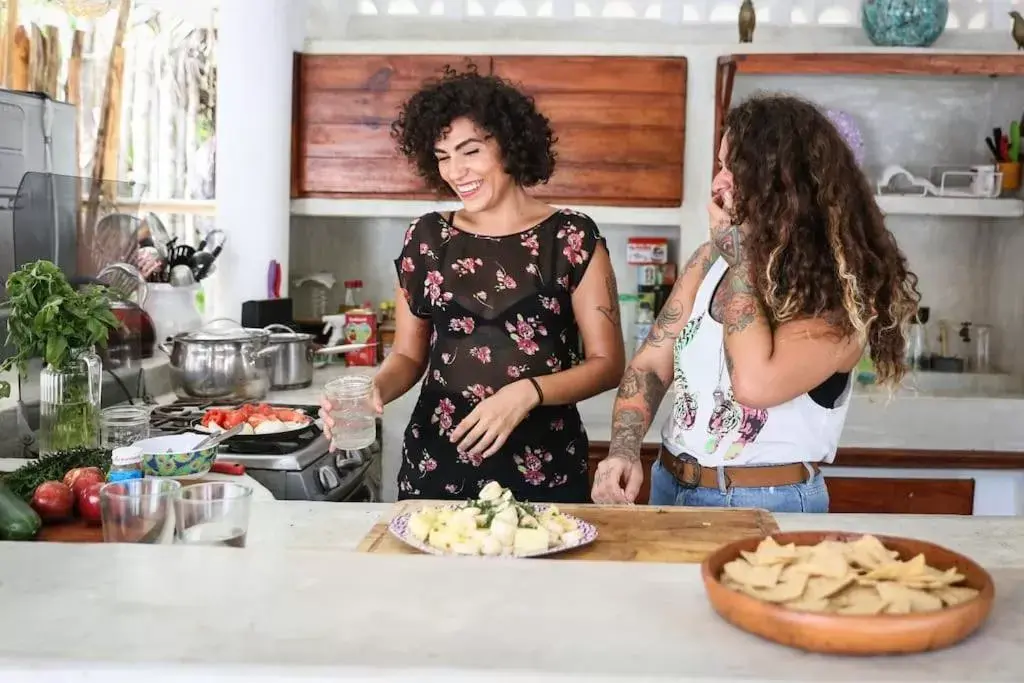 Communal kitchen in Residencia Gorila