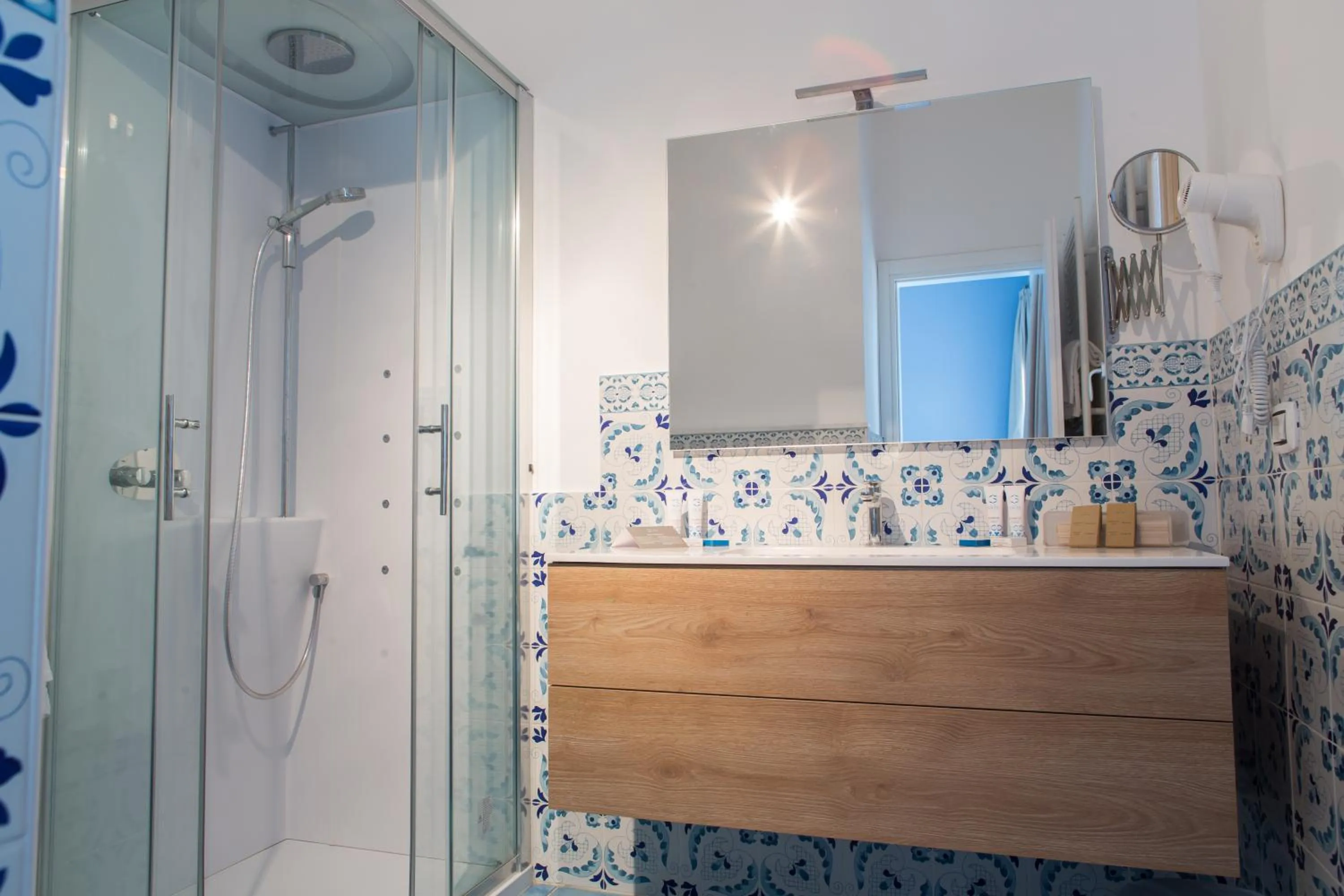 Bathroom in Galìa Luxury Resort