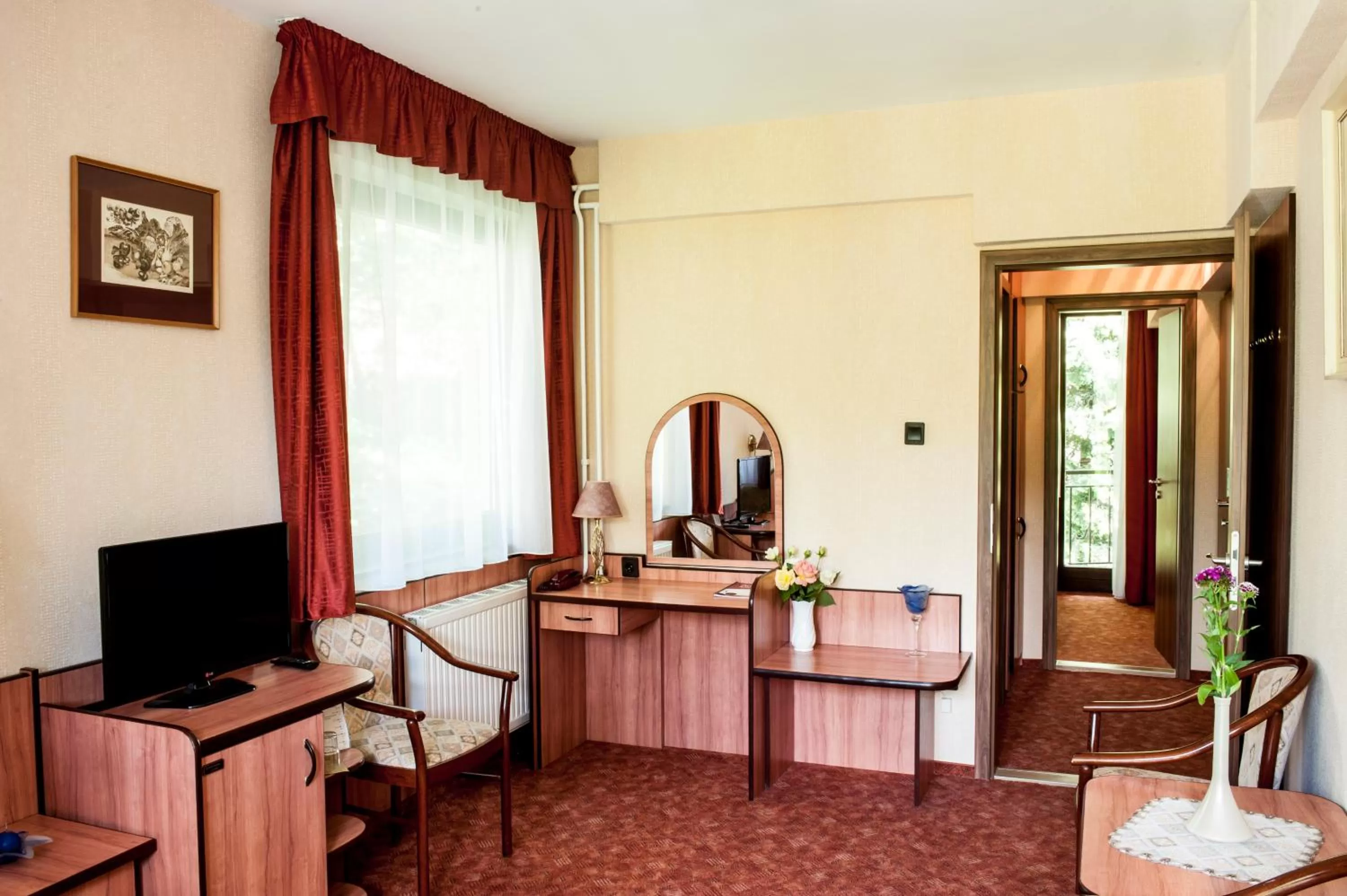 Photo of the whole room in Beatrix Hotel