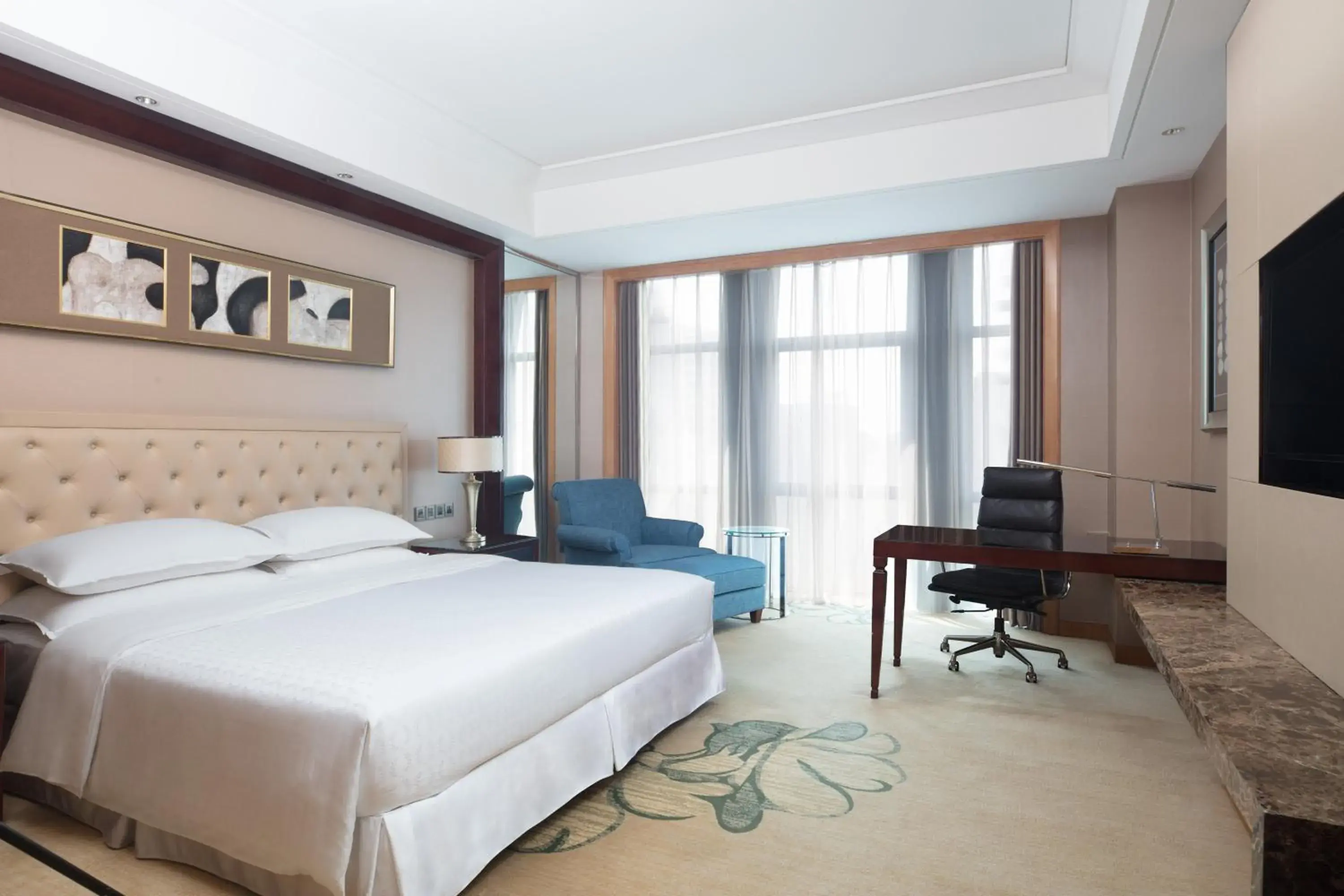 Photo of the whole room in Sheraton Changzhou Xinbei Hotel