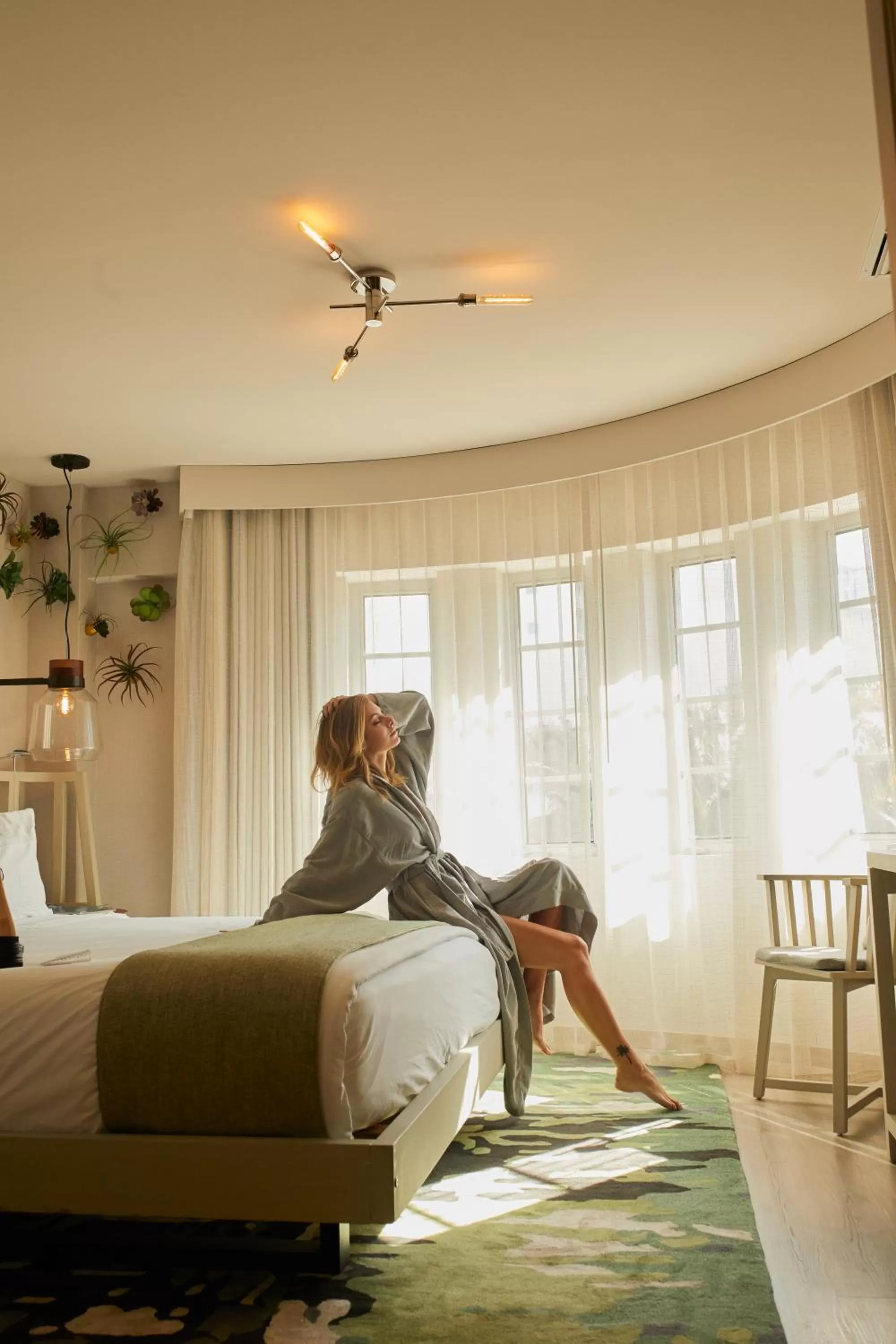 Decorative detail, Bed in Lennox Miami Beach