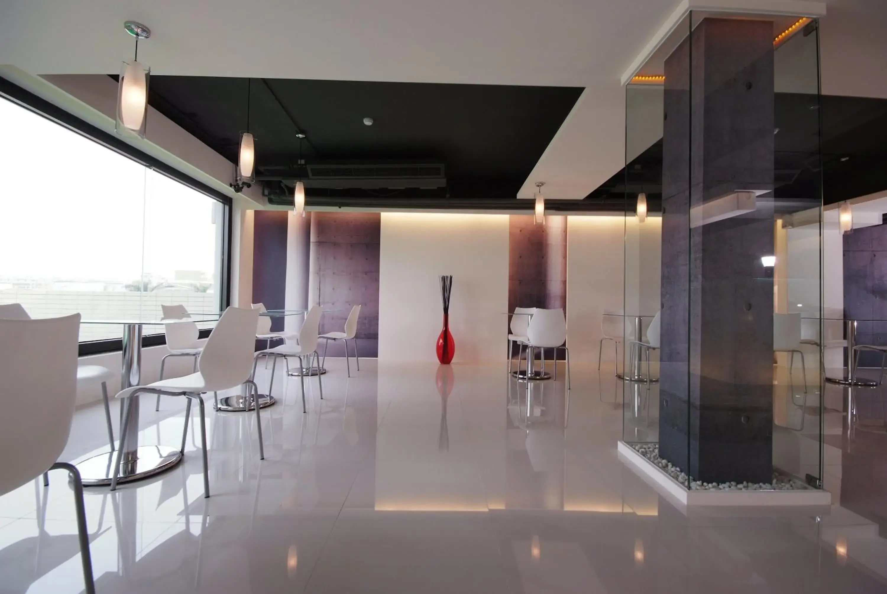 Restaurant/places to eat in Hotel Purity Restaurant/places to eat in Hotel Purity