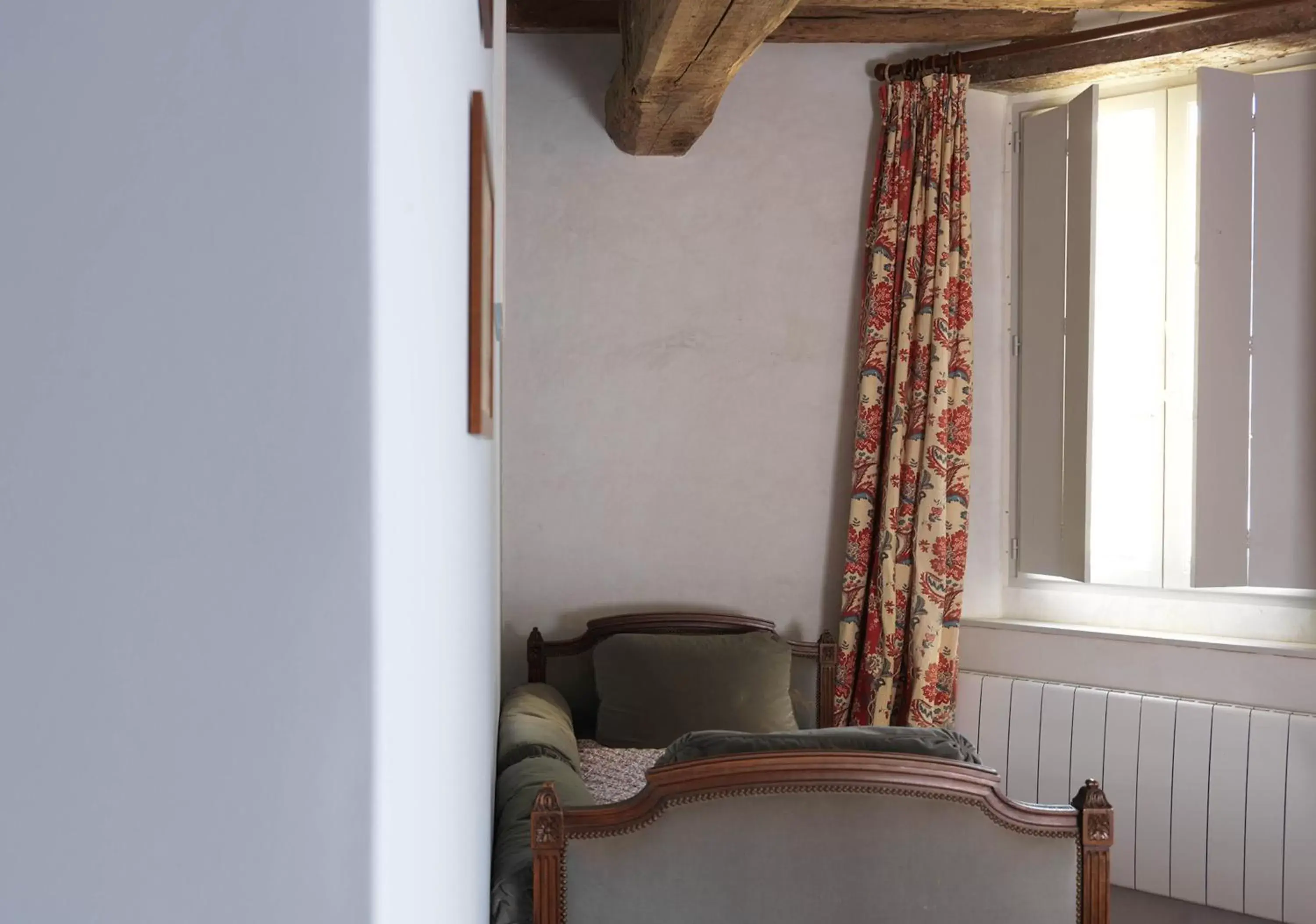 Living room, Seating Area in La maison Jeanne d'Arc