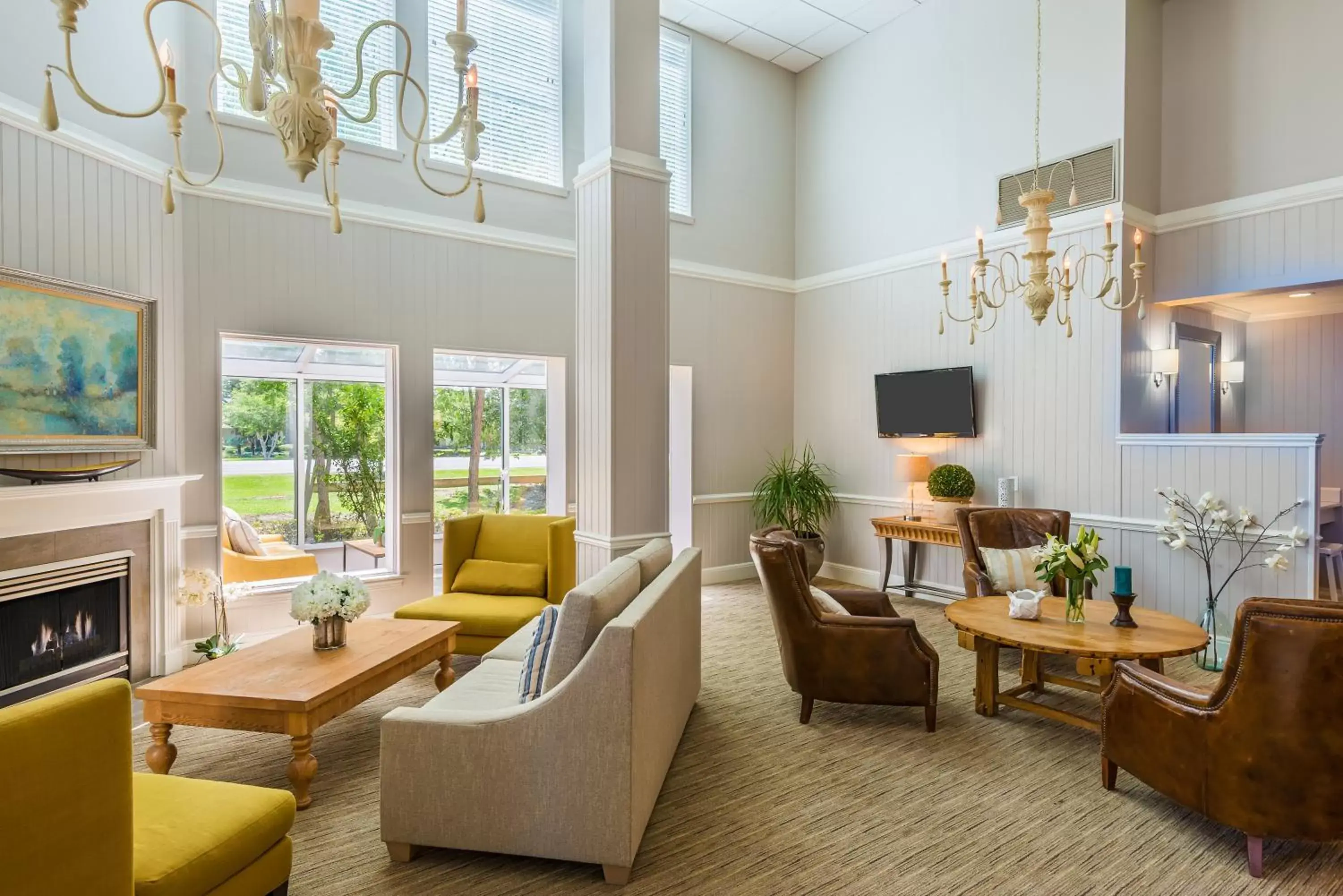 Lobby or reception, Seating Area in Holiday Inn Express Fairhope - Point Clear, an IHG Hotel