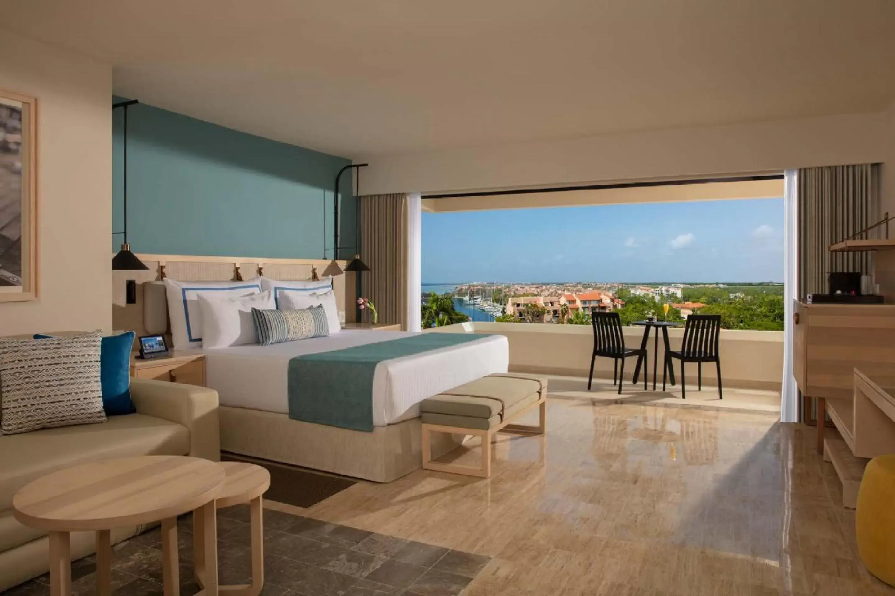 Photo of the whole room, Bed in Dreams Aventuras Riviera Maya - All Inclusive Photo of the whole room, Bed in Dreams Aventuras Riviera Maya - All Inclusive