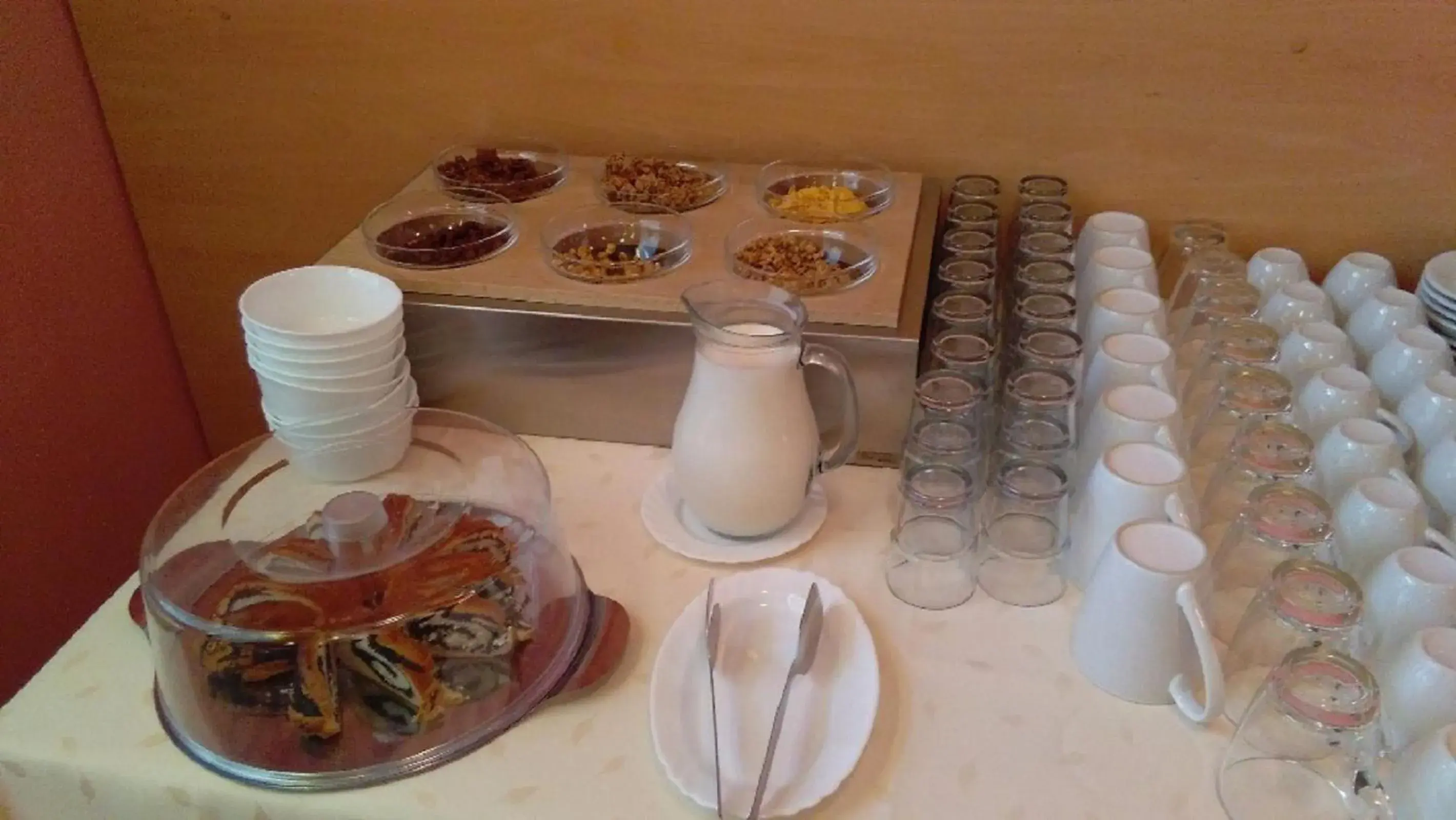 Breakfast in Hotel Senimo