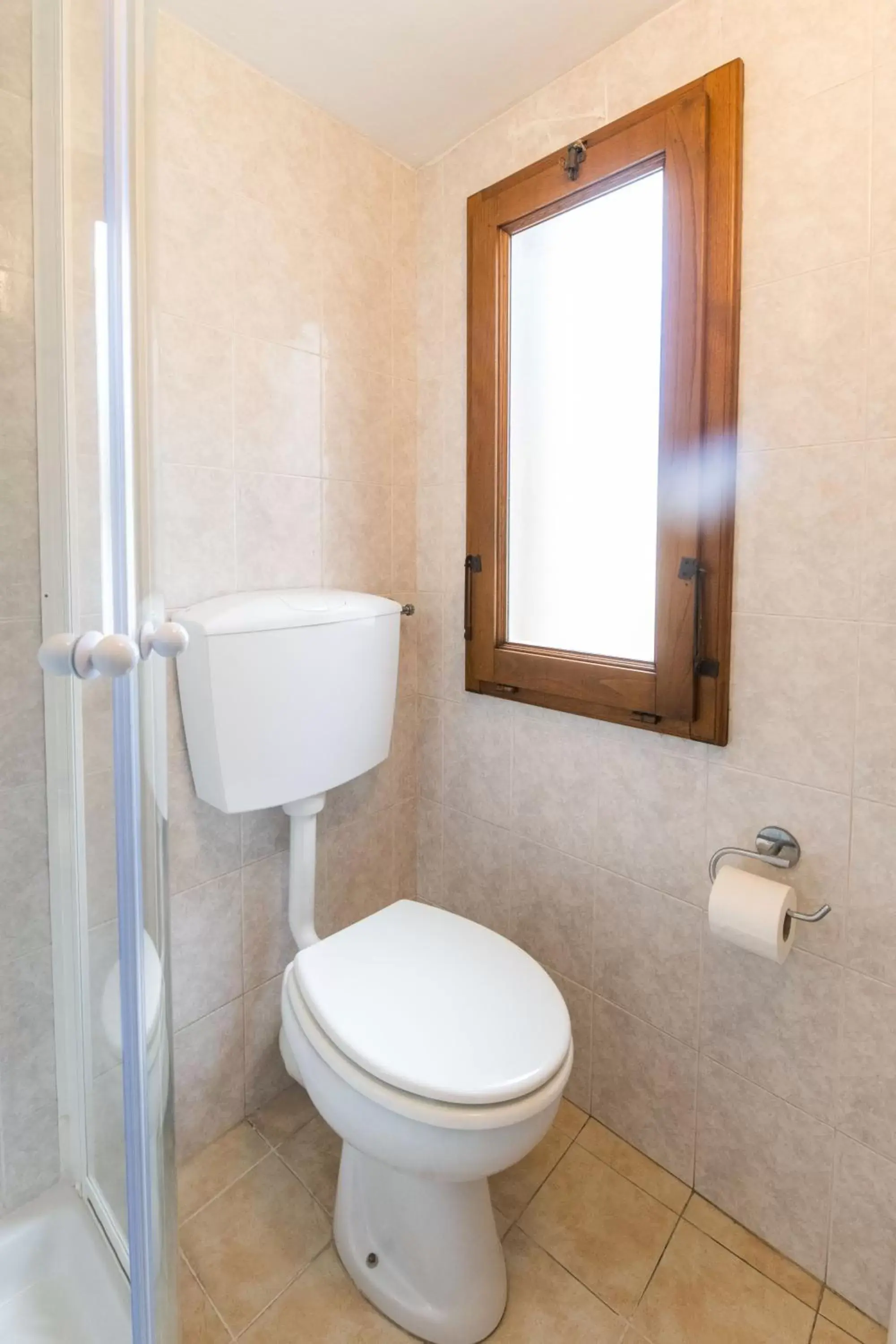Toilet, Bathroom in Casa Fubis