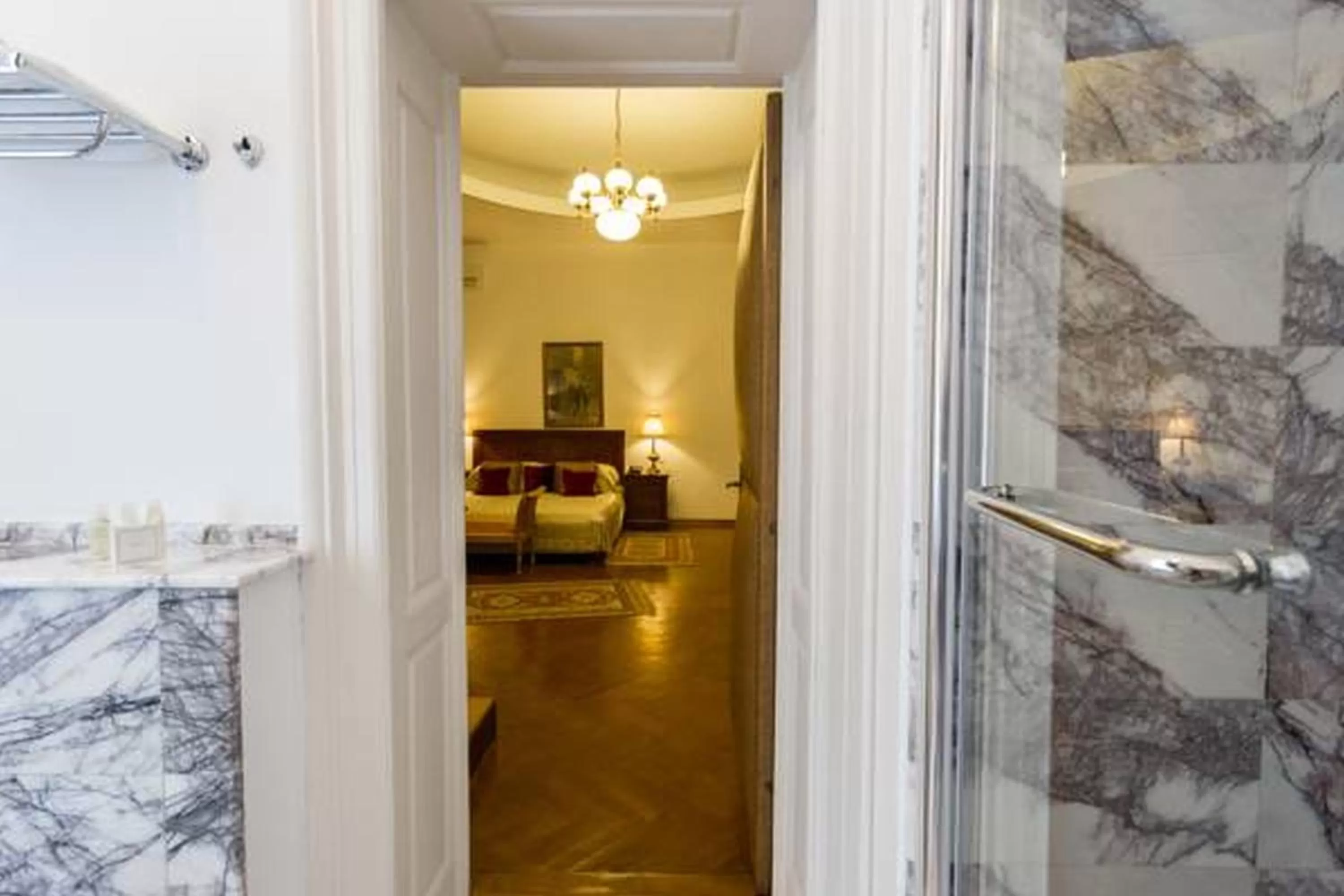 Grand Boutique Hotel