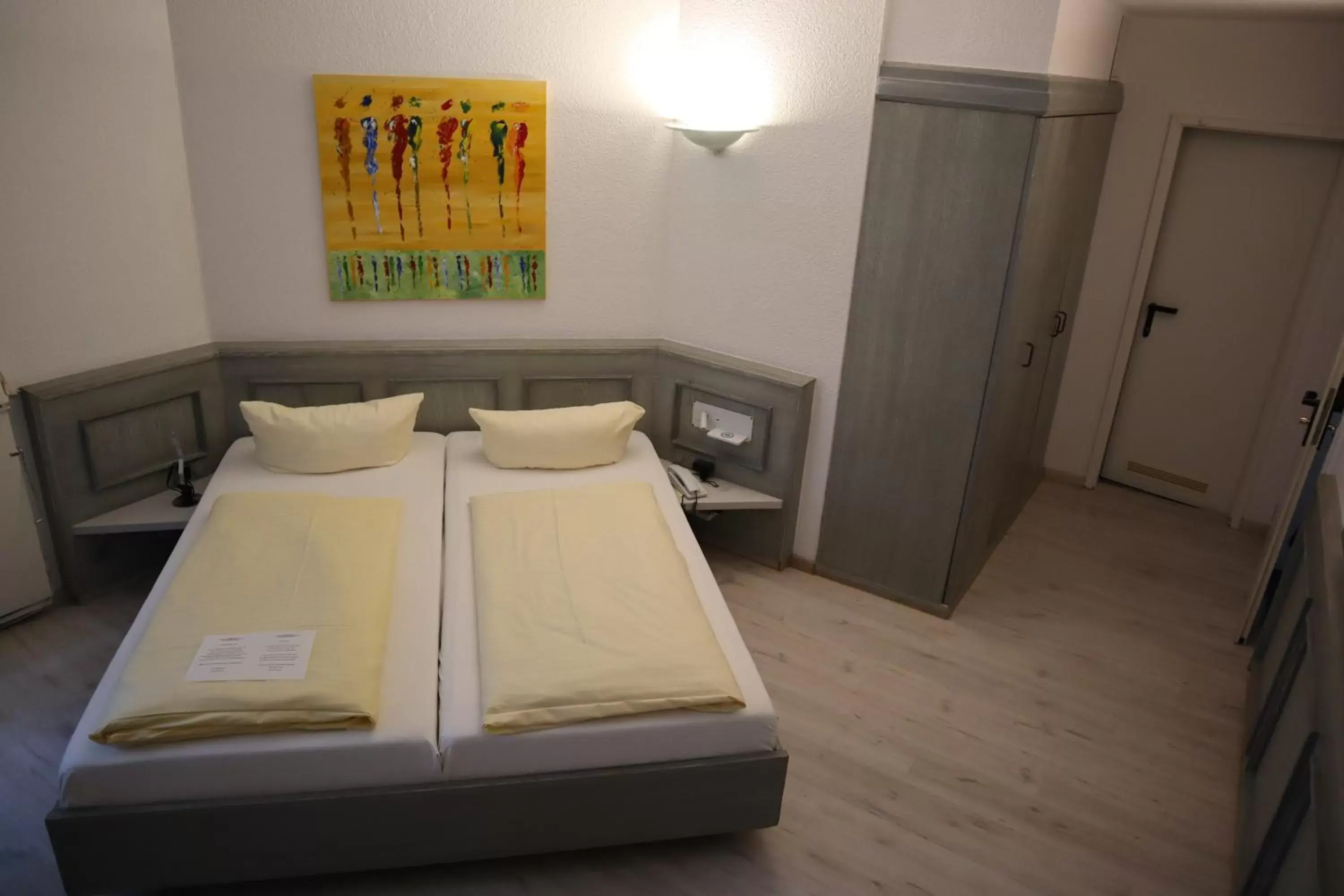 Property building, Bed in Avenue Hotel Property building, Bed in Avenue Hotel