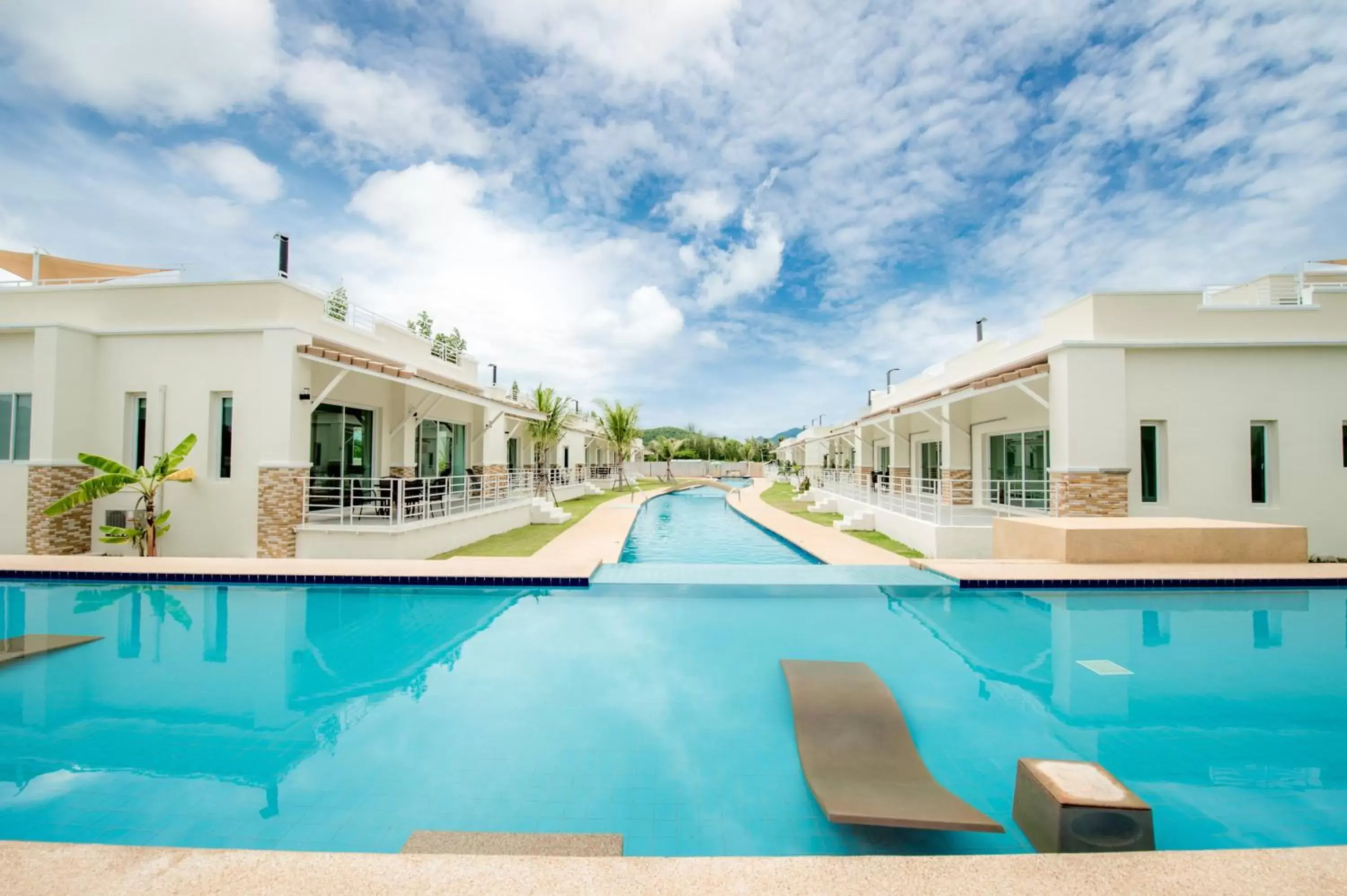 Swimming Pool in Oriental Beach Pearl Resort