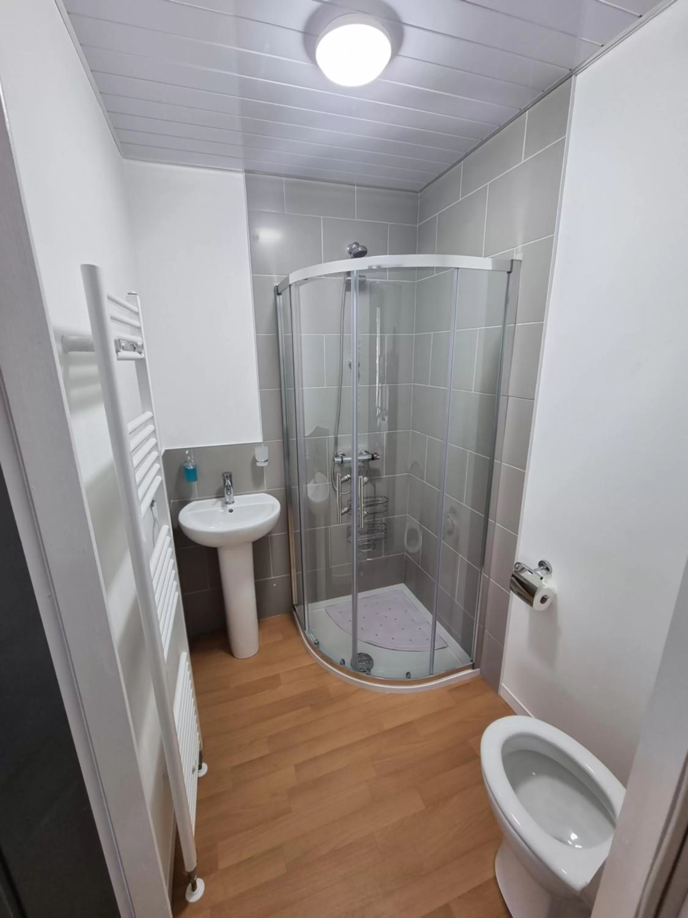 Bathroom in Langley House Hotel