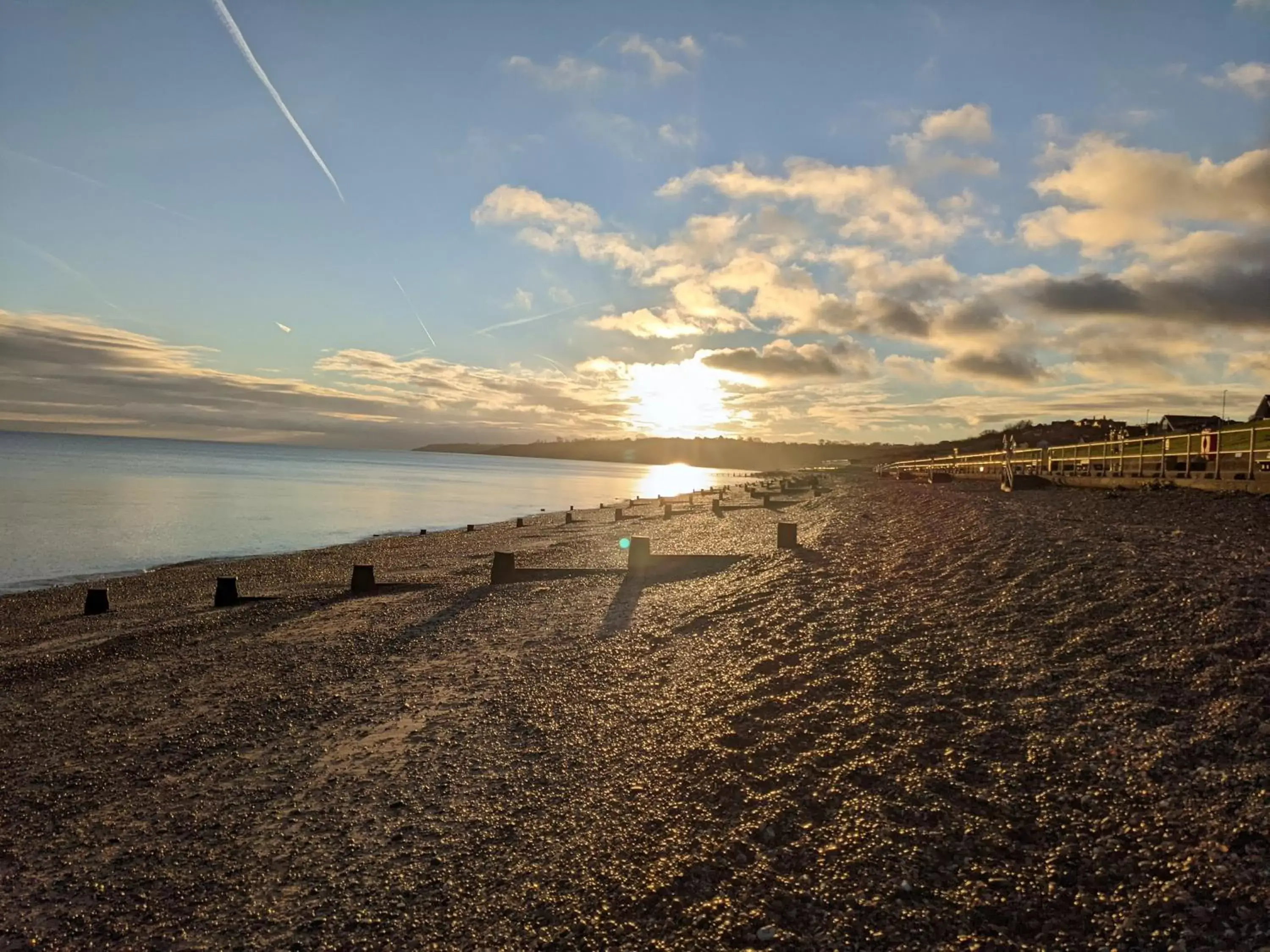 Beach in Banks Bed & Continental Breakfast