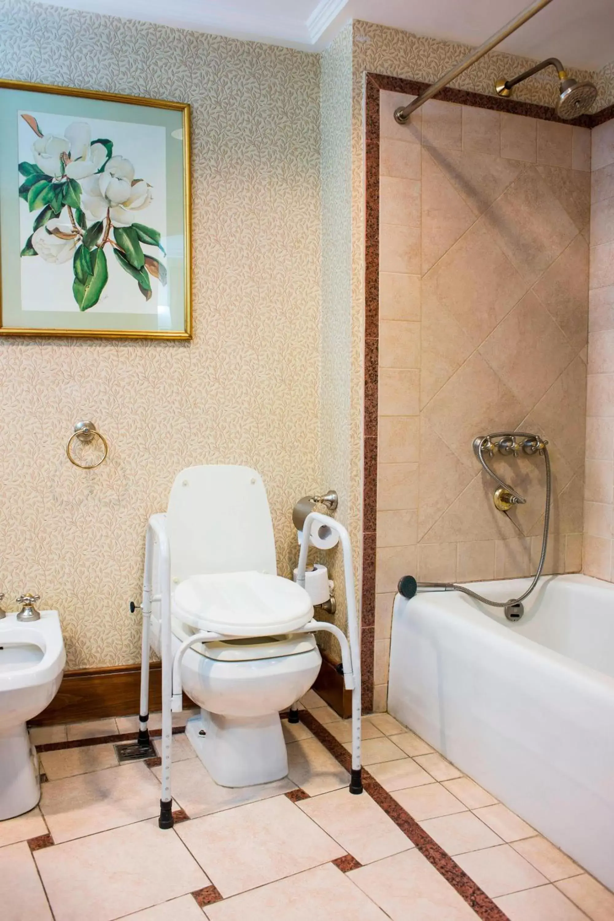 Bathroom in Sheraton Pilar Hotel & Convention Center