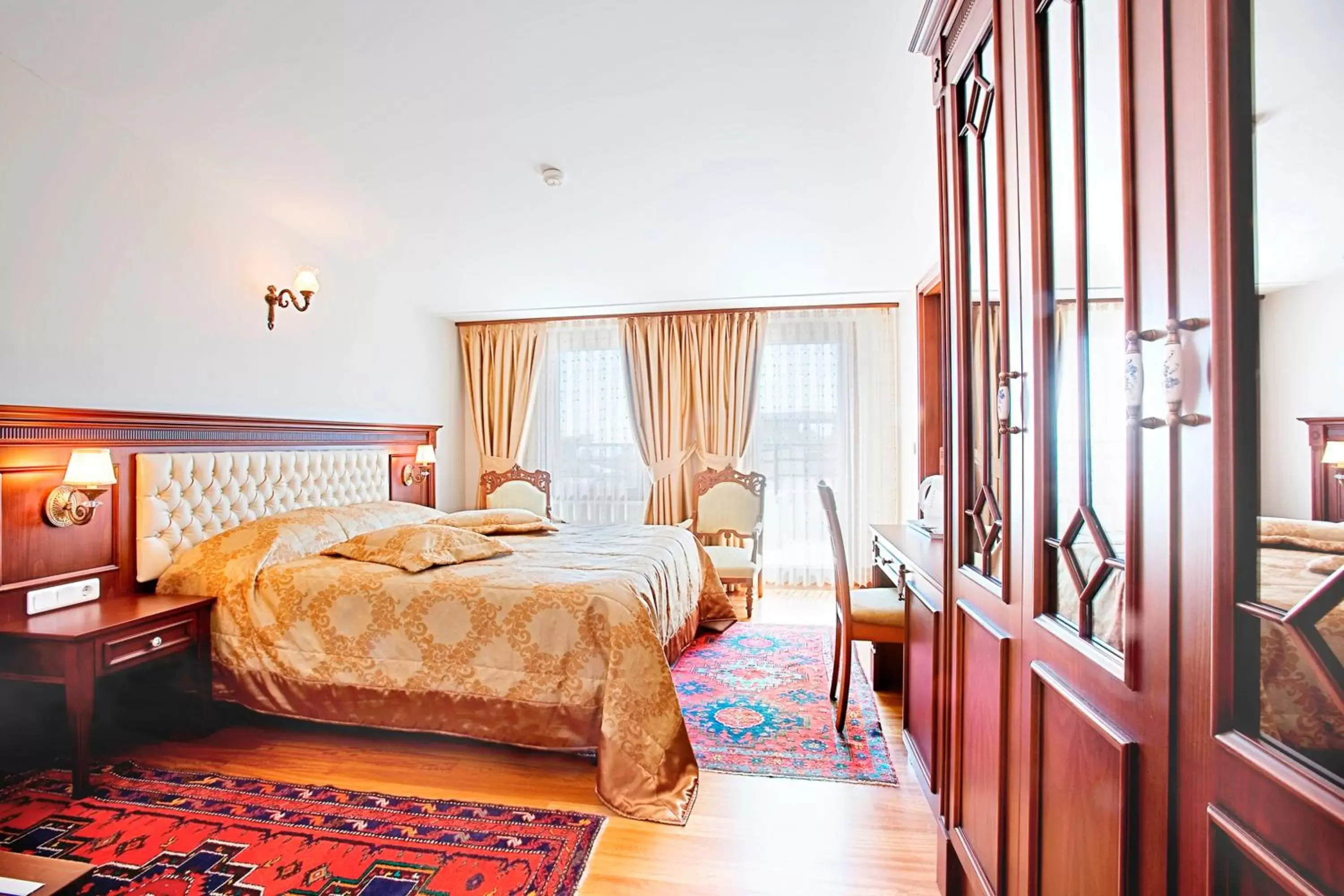Bedroom, Bed in Hippodrome Hotel