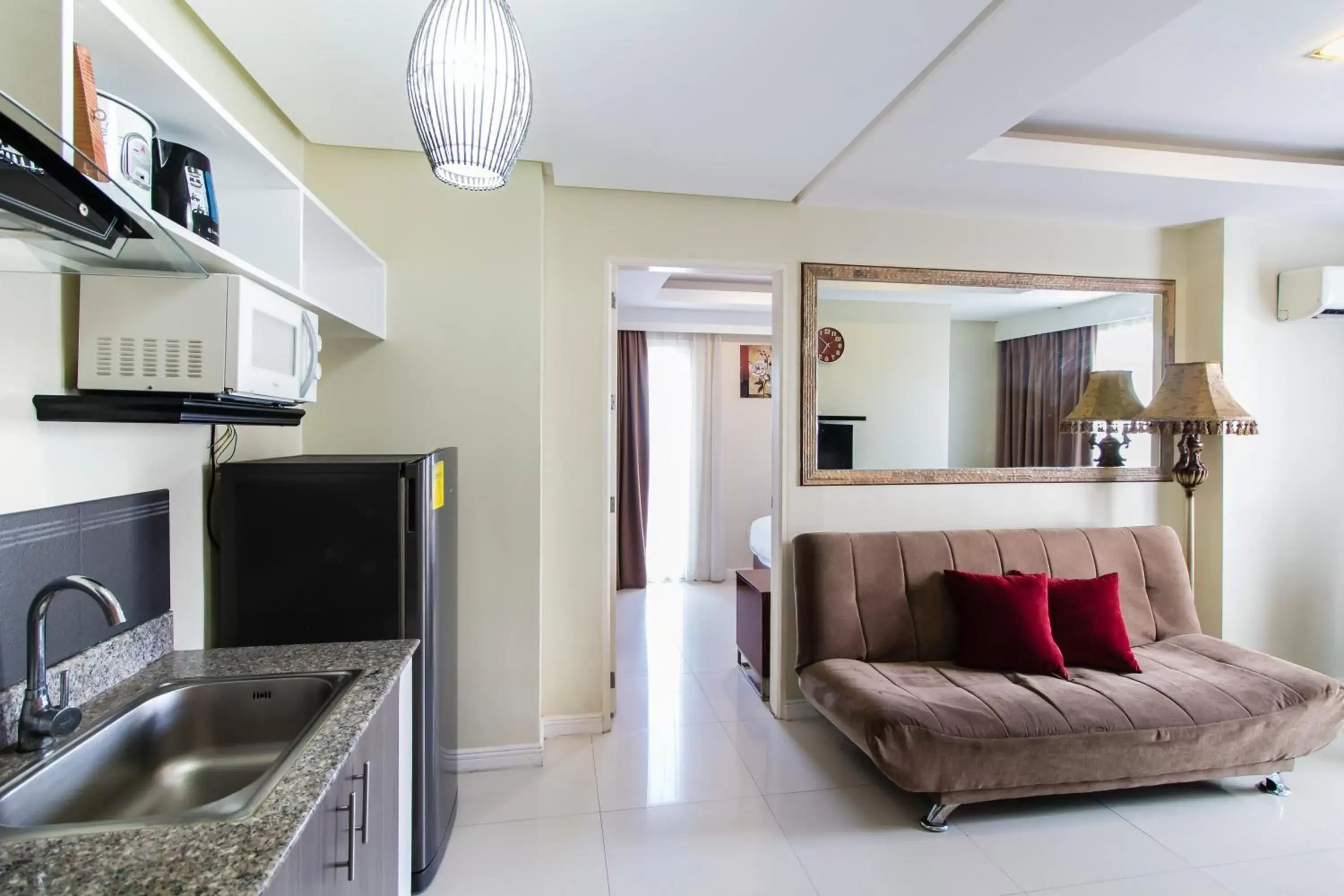 Kitchen or kitchenette, Kitchen/Kitchenette in JMM Grand Suites