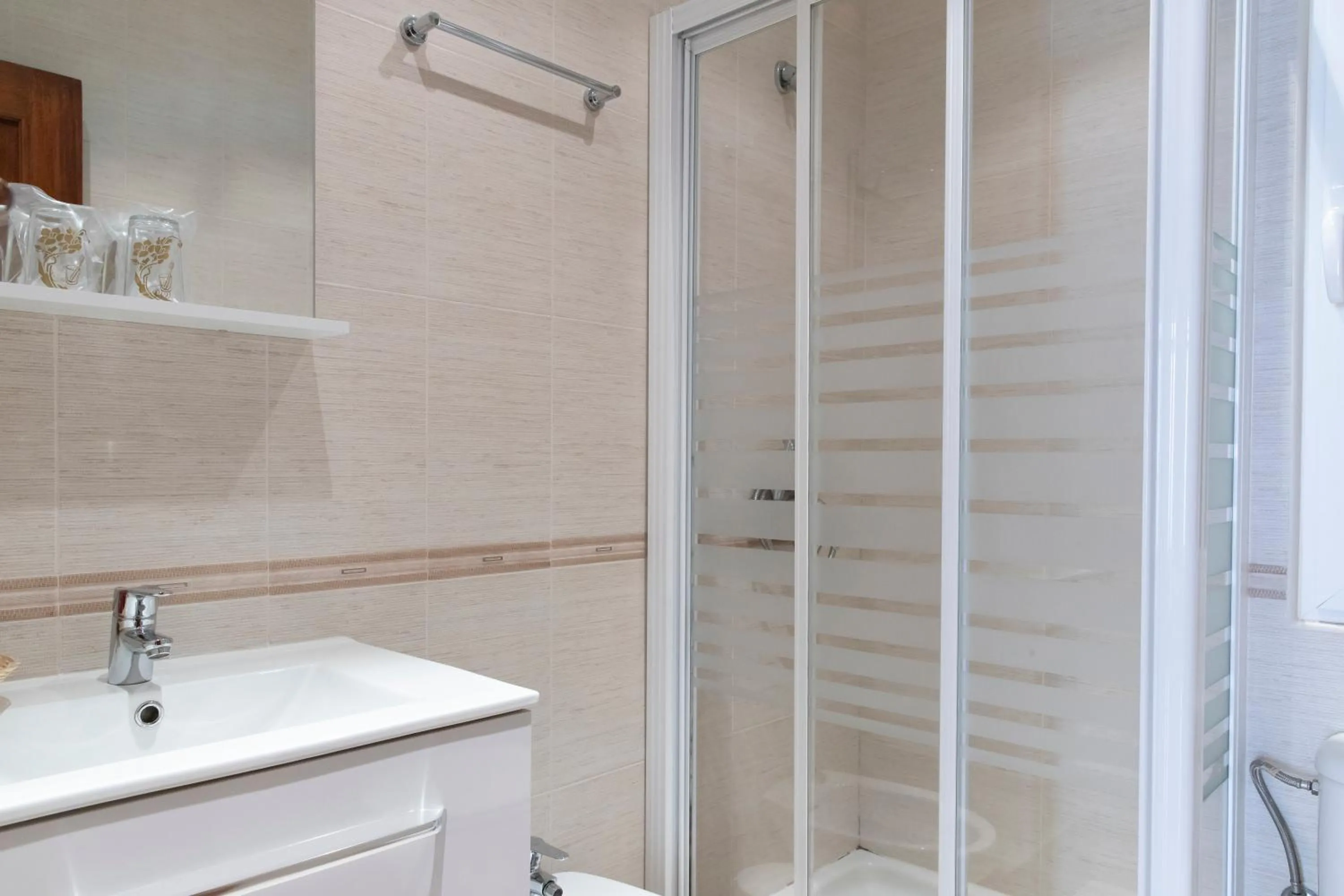 Bathroom in Hostal Tokio