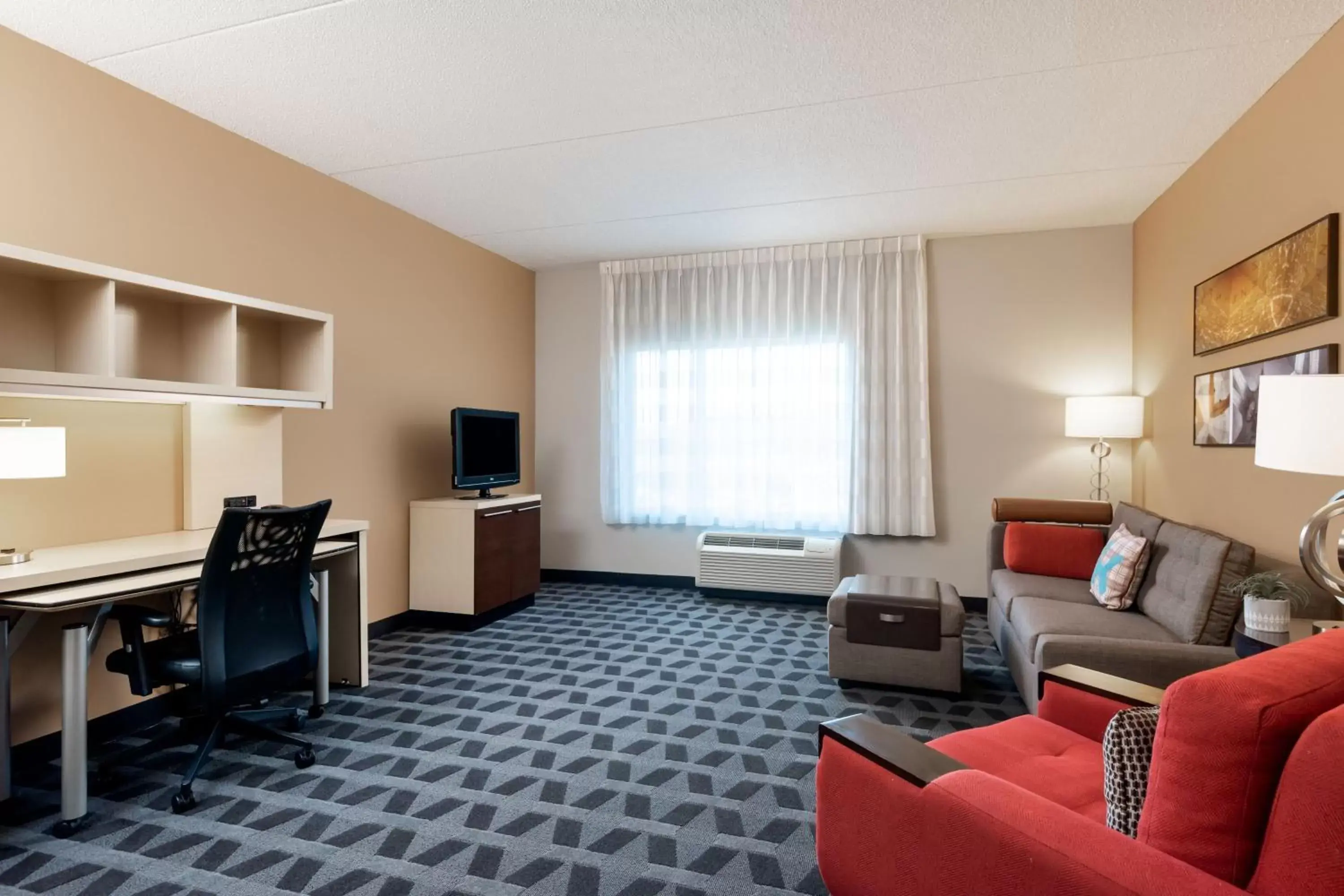 Living room, Seating Area in TownePlace Suites by Marriott Charlotte Mooresville