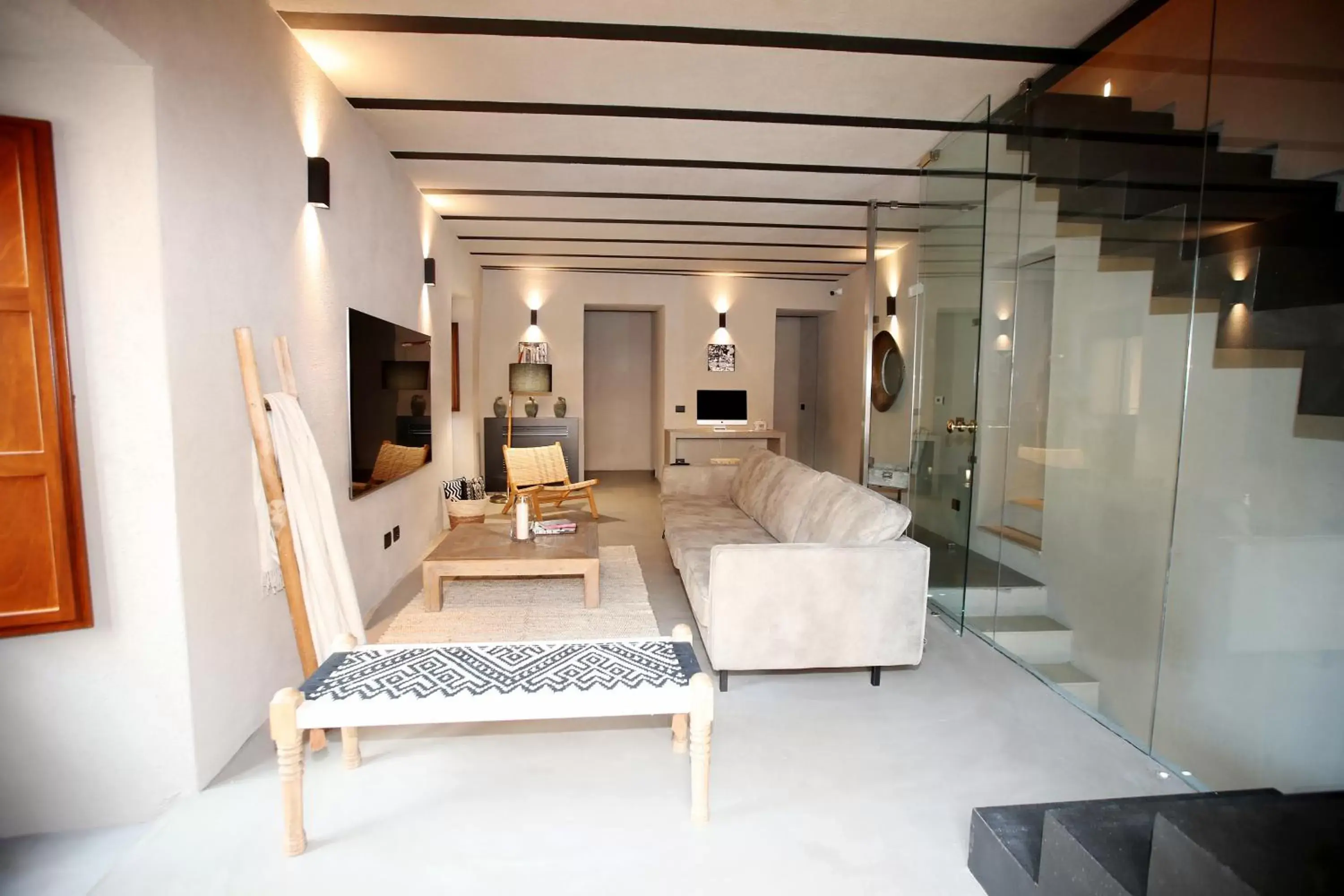 Living room, Seating Area in Casa Nostra Luxury Suites