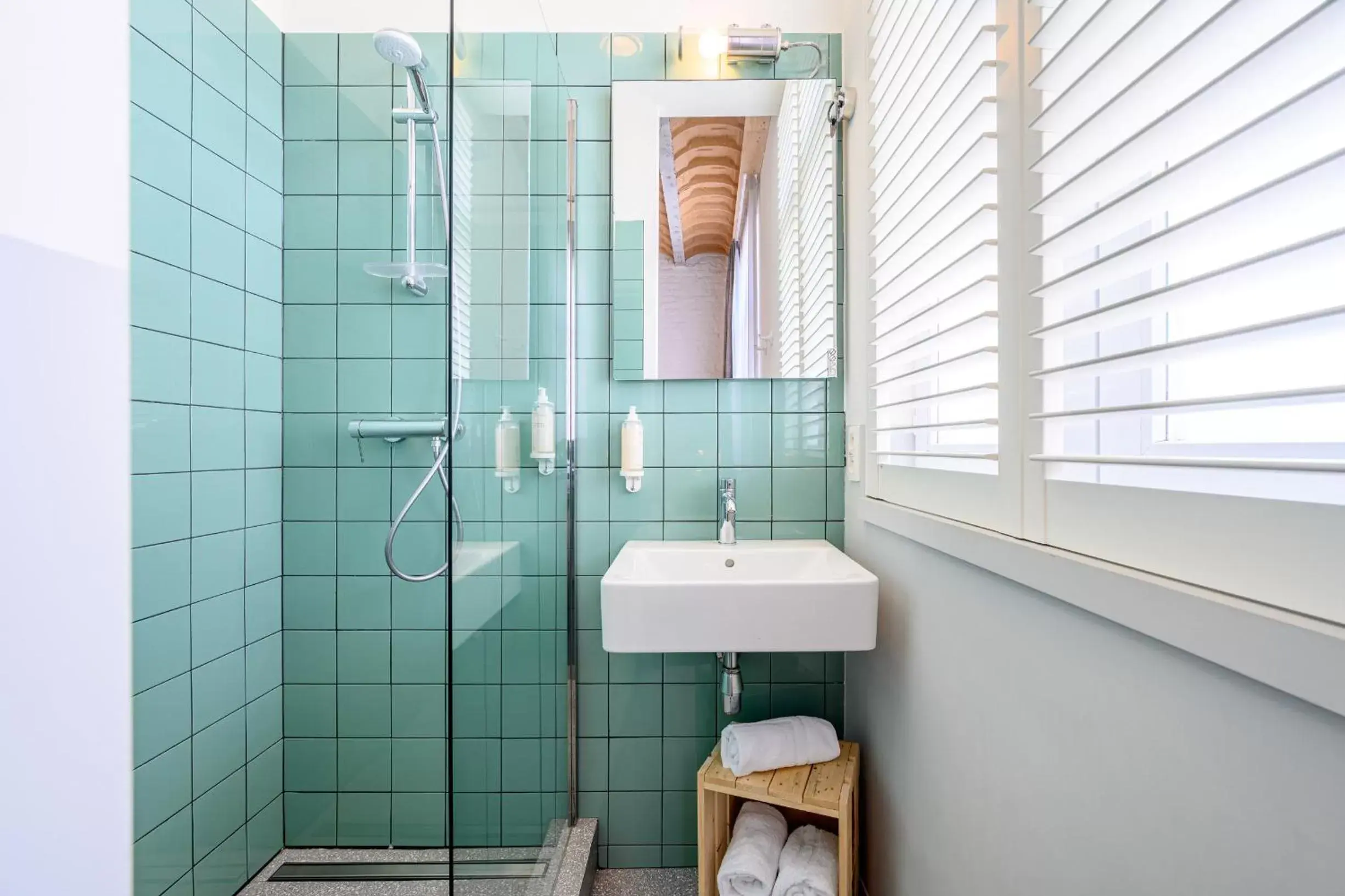 Bathroom in Hotel La Grande Cloche