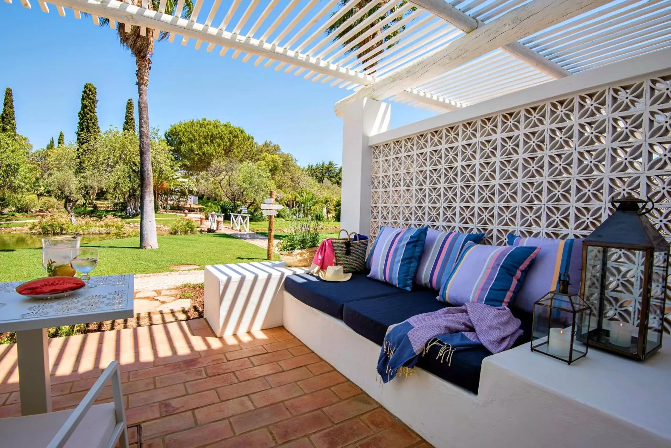 Patio, Seating Area in Octant Vila Monte