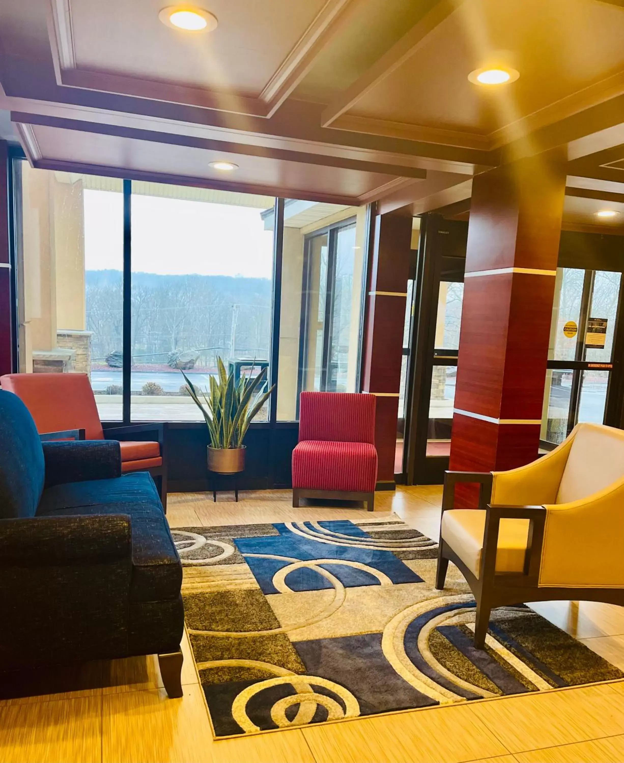 Lobby or reception, Seating Area in BEST WESTERN PLUS Poconos