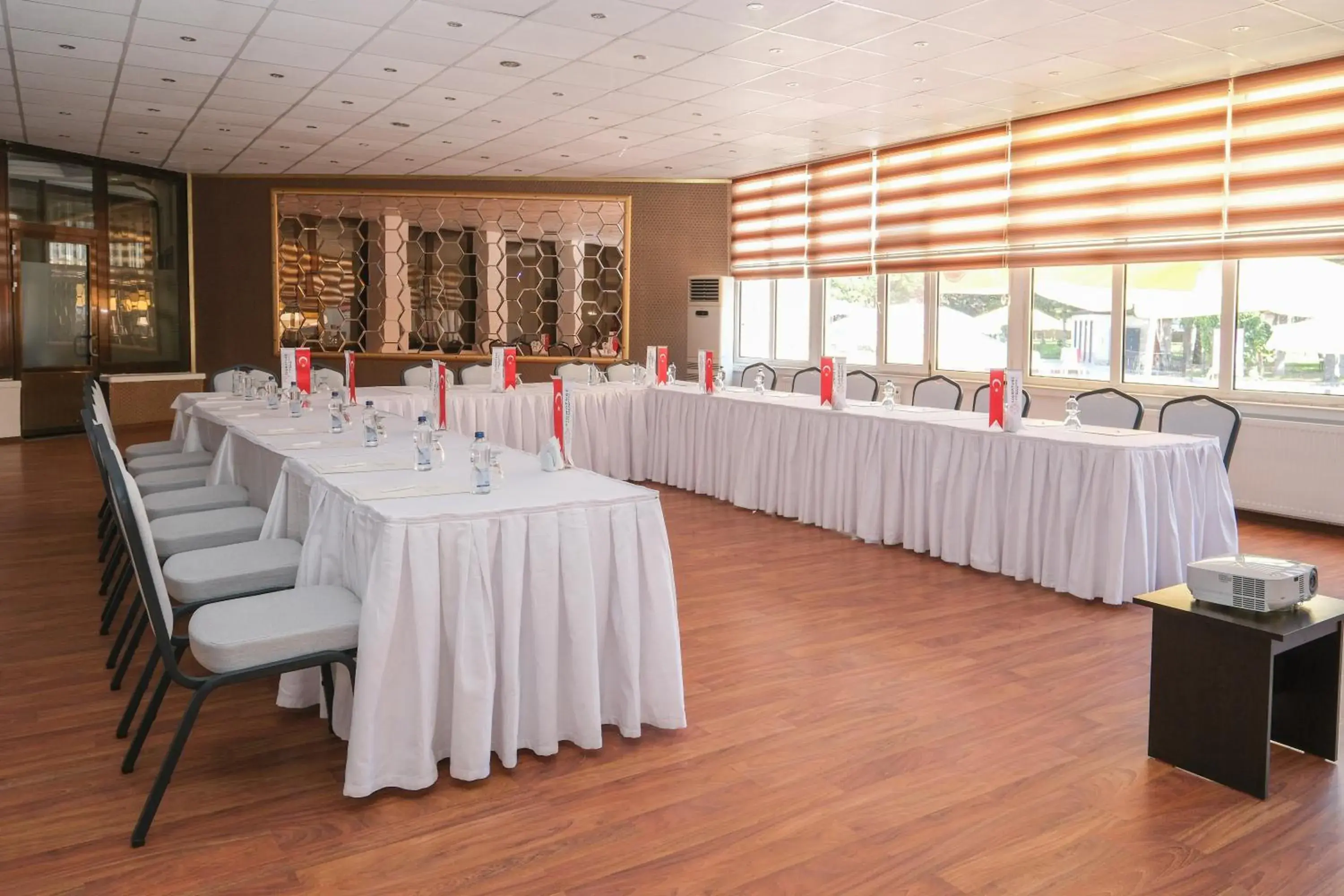 Banquet/Function facilities in SIGNATURE GARDEN AVANOS Hotel & SPA