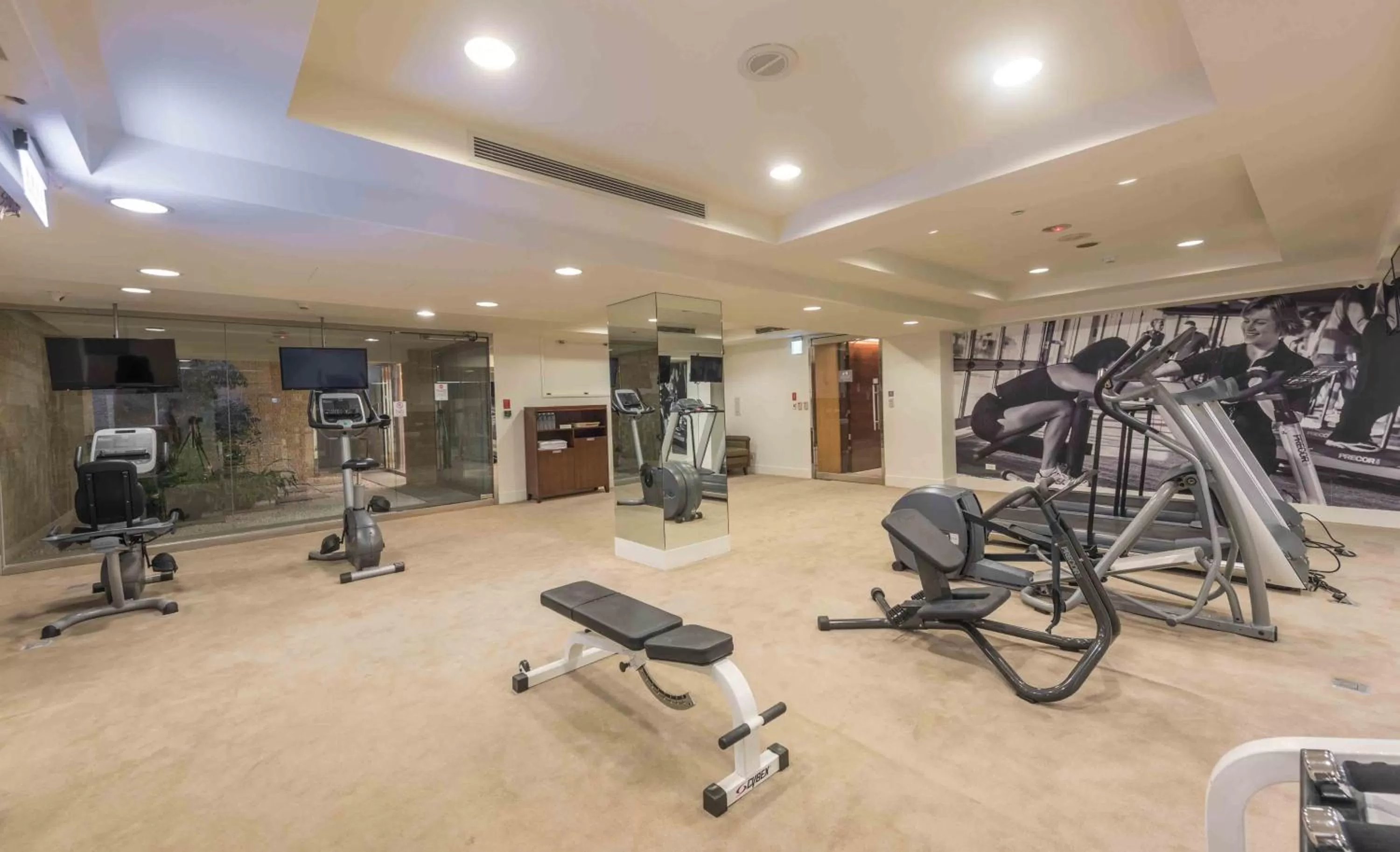 Fitness centre/facilities in Royal Biz Taipei Hotel
