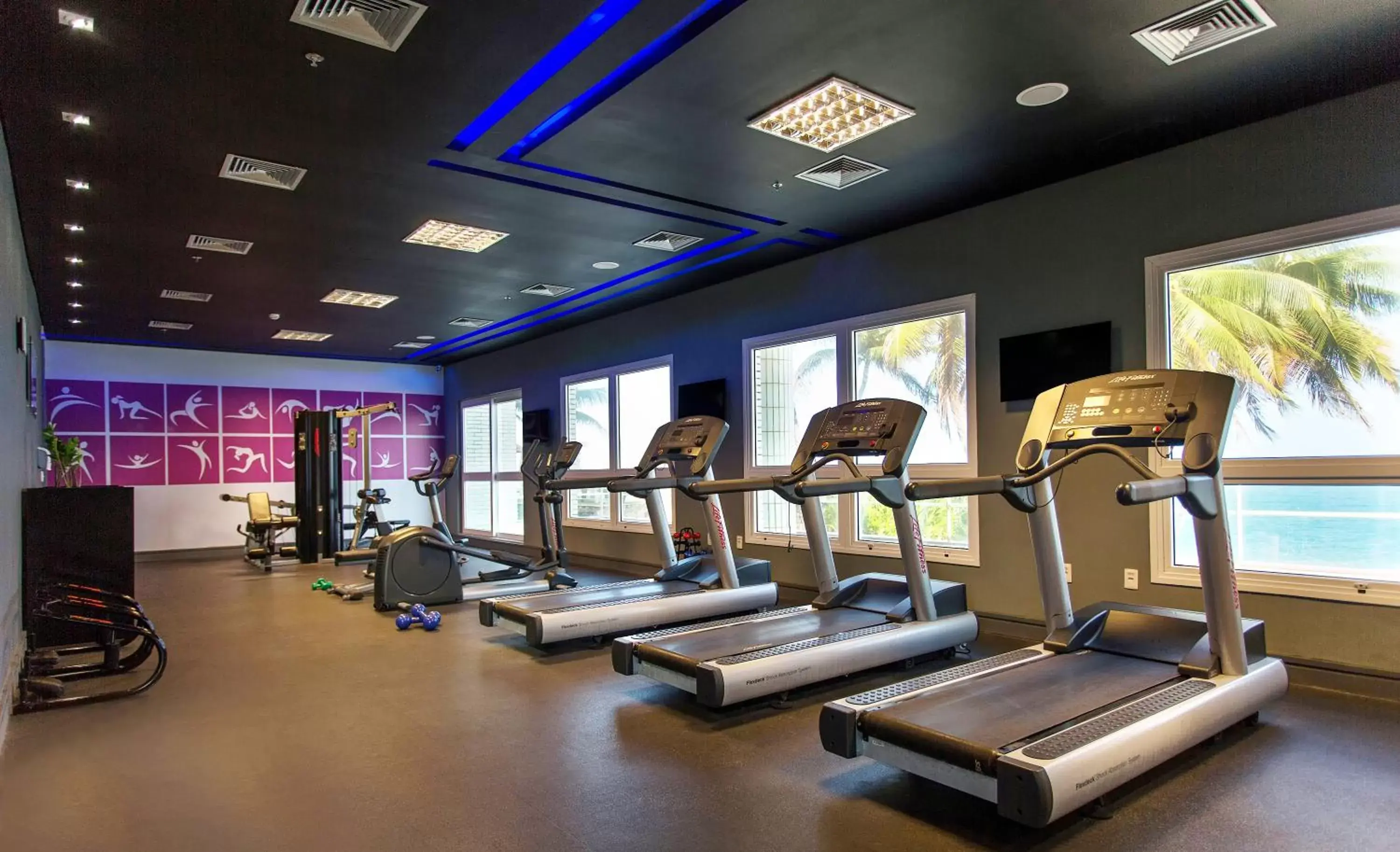 Fitness centre/facilities, Fitness Center/Facilities in Mercure Salvador Rio Vermelho