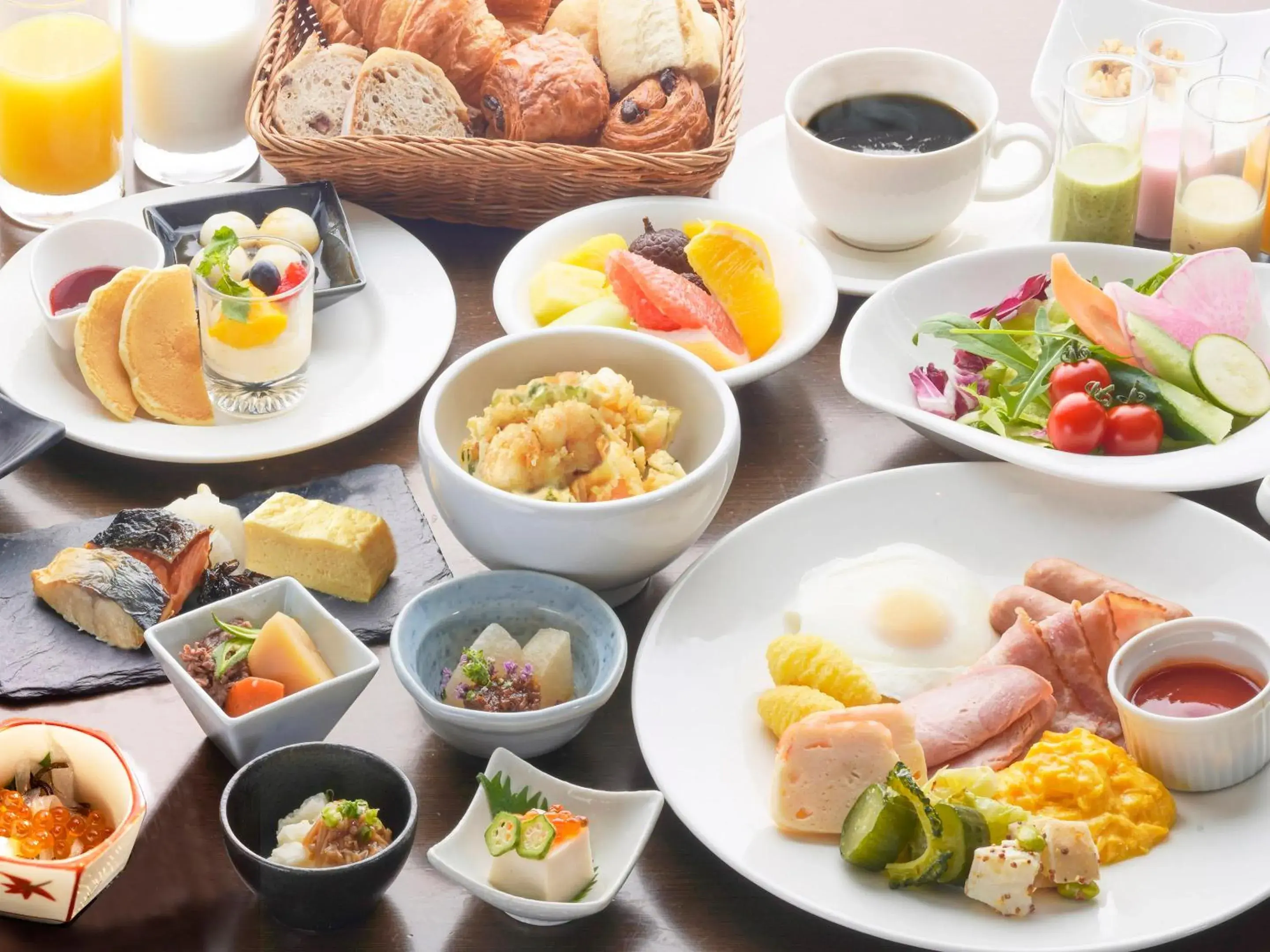 Breakfast in Hotel Keihan Tsukiji Ginza Grande