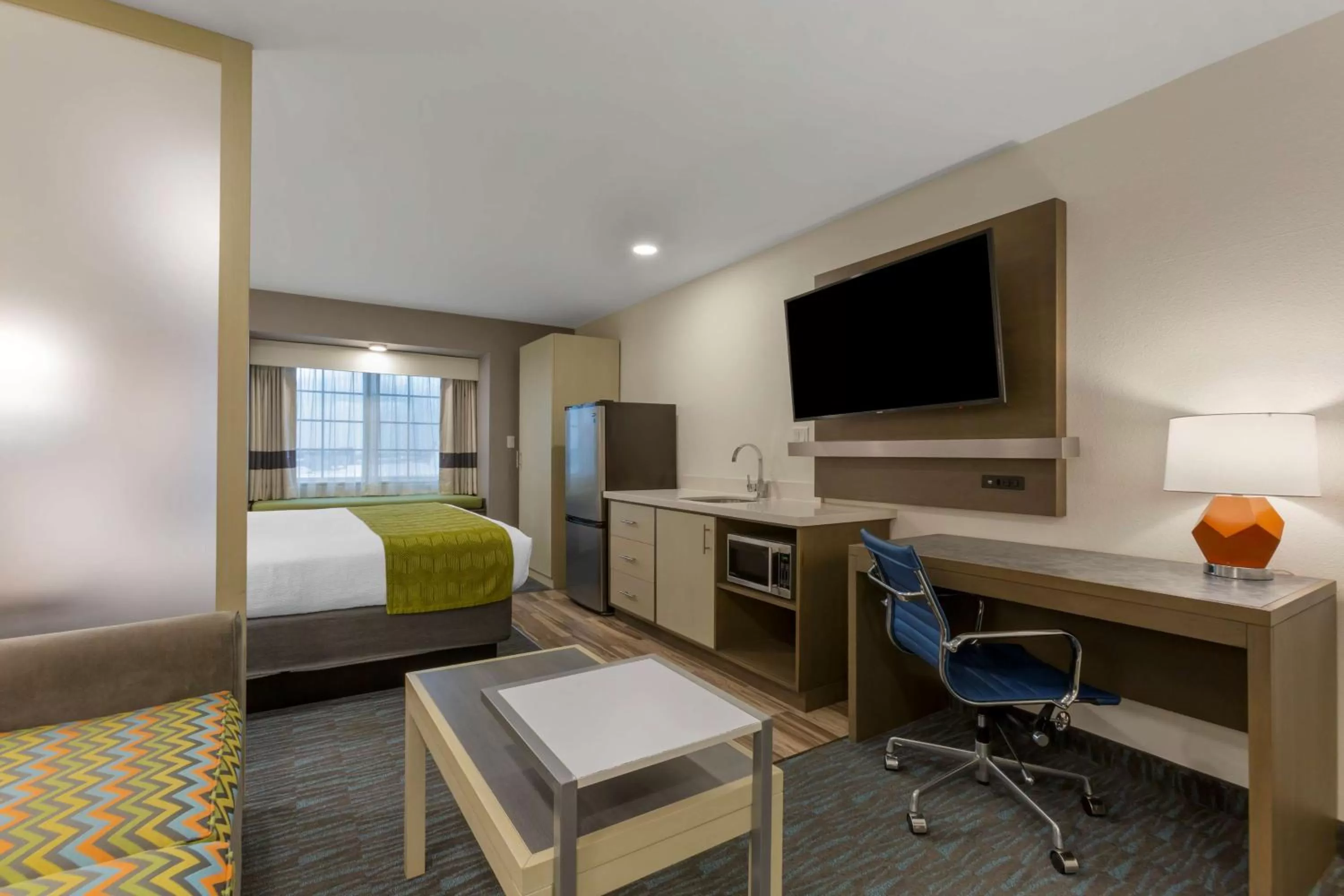 Bedroom, Bed in Best Western Plus Yuma Foothills Inn & Suites