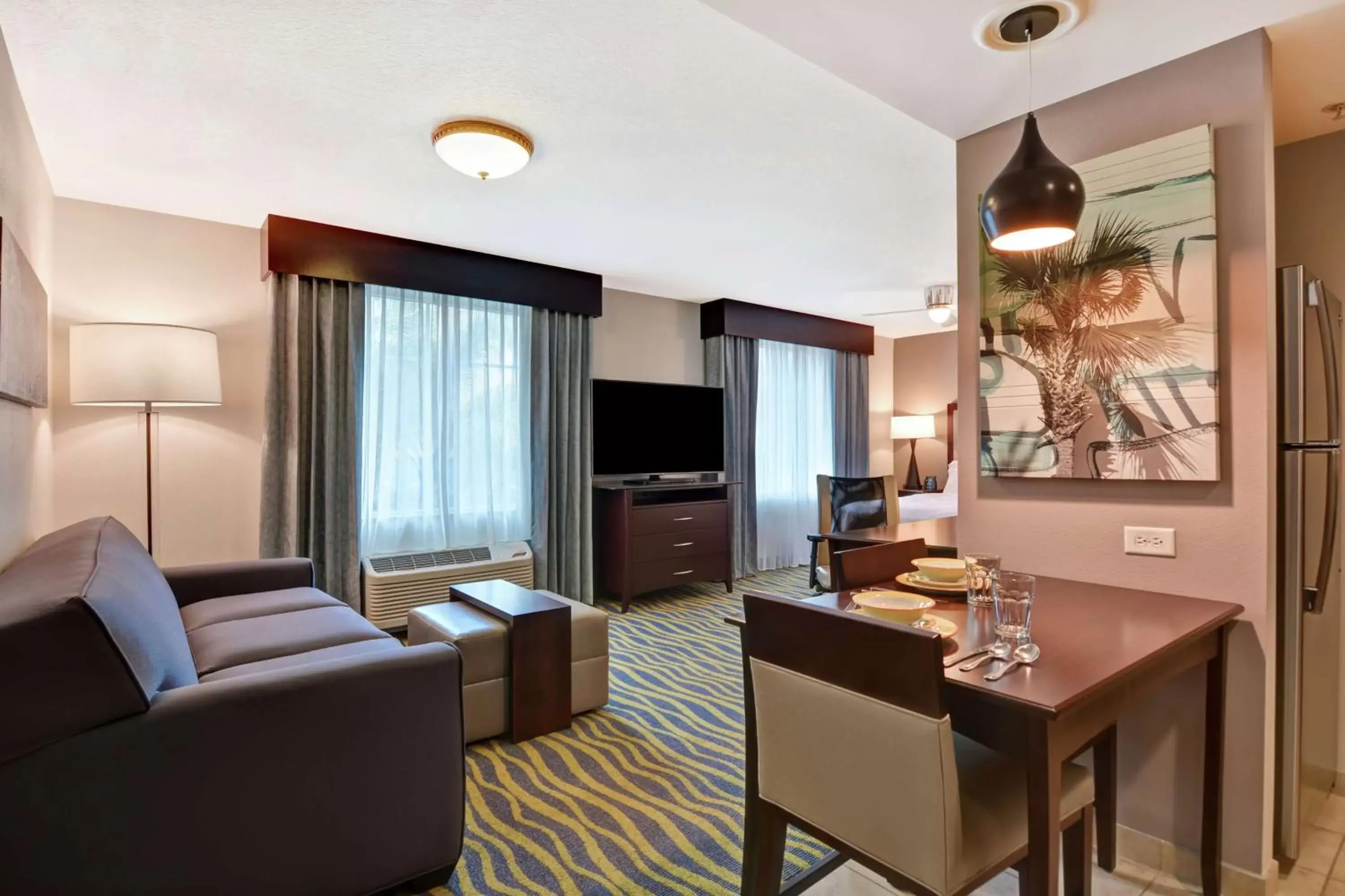 Bedroom, TV/Entertainment Center in Homewood Suites by Hilton Lake Buena Vista - Orlando