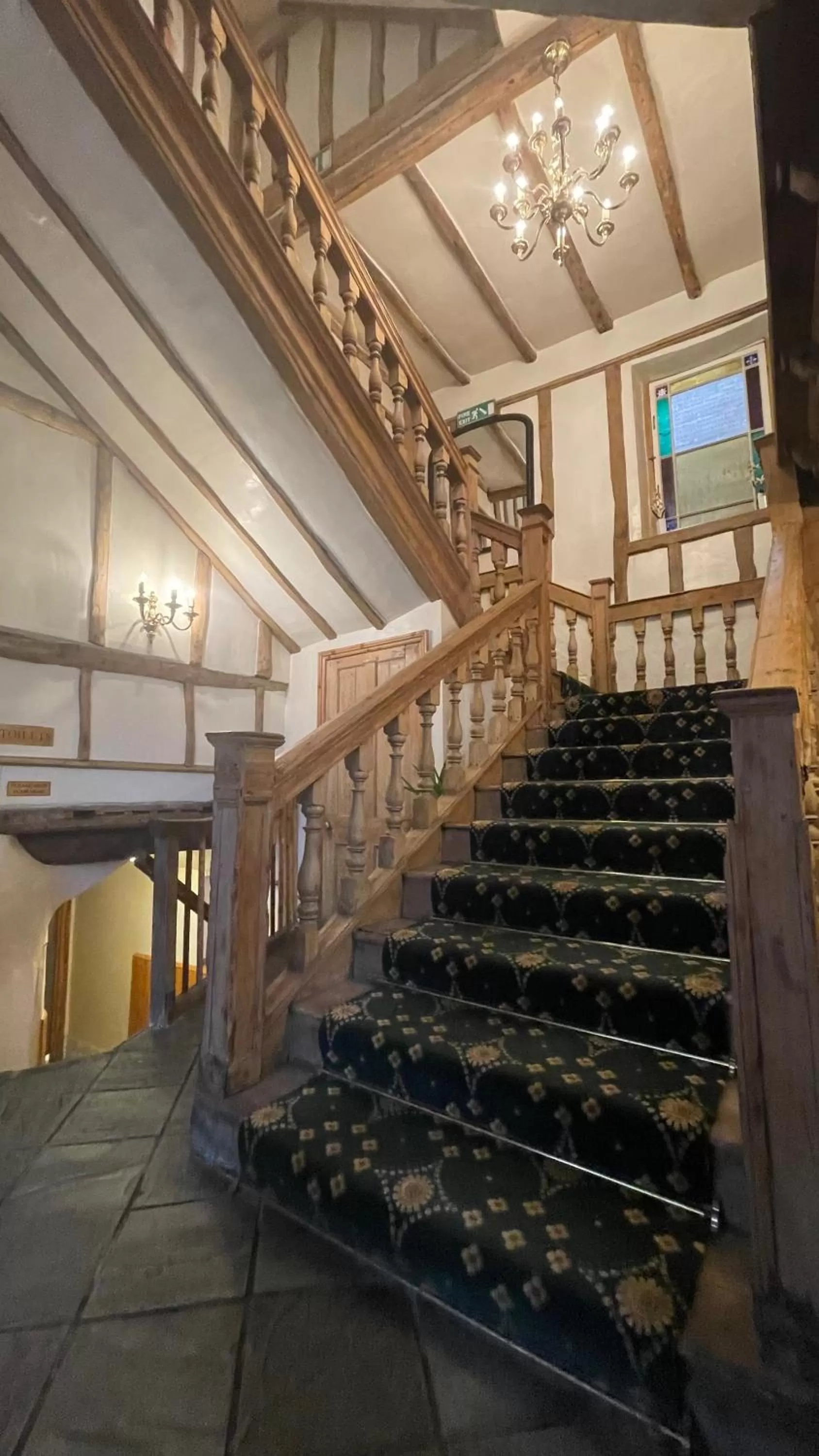 Facade/entrance in Crown Hotel