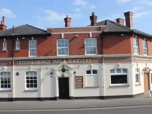 Property Building in Stonehenge Inn & Shepherd's Huts