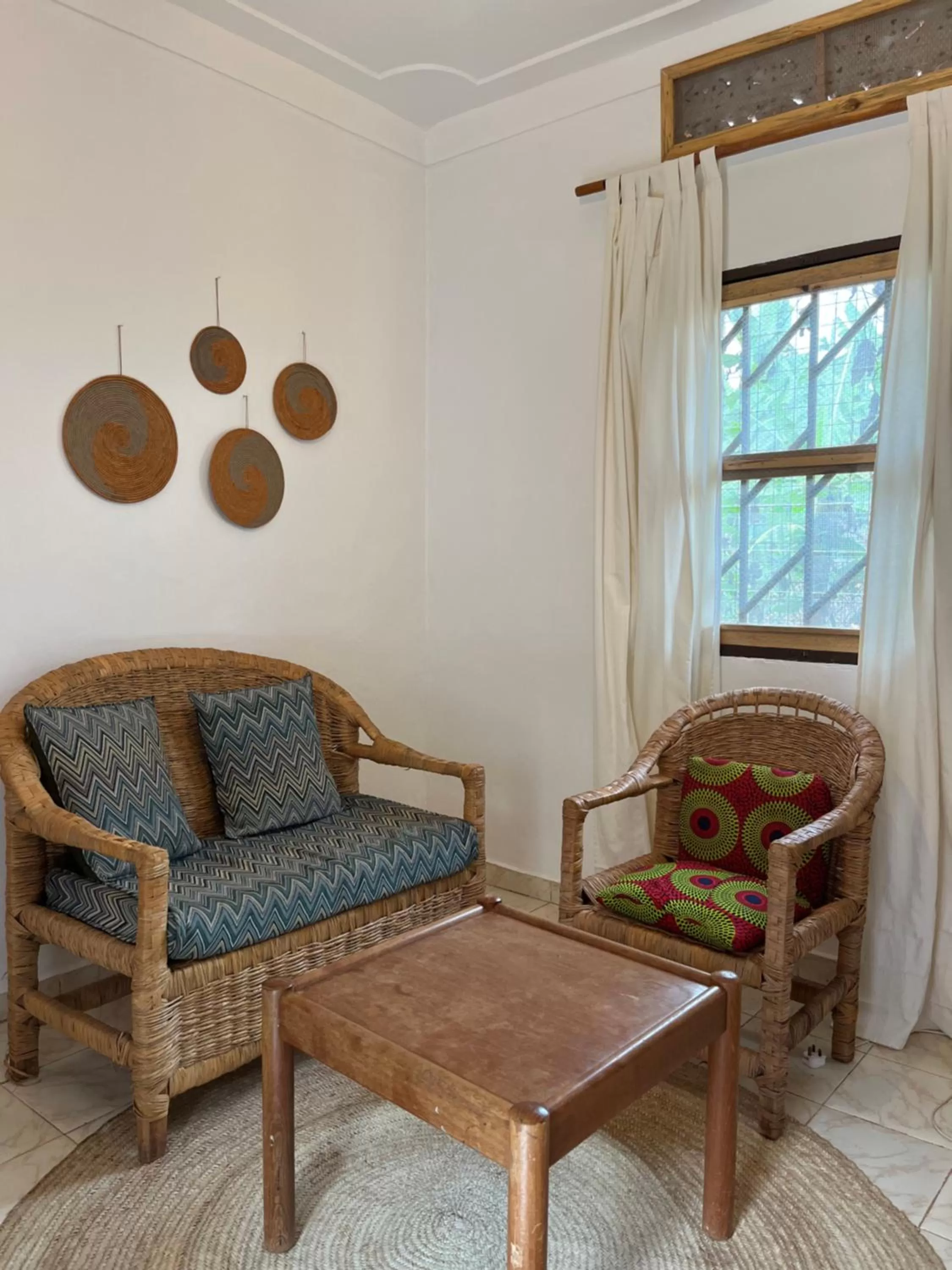 Seating Area in 30 Wilson