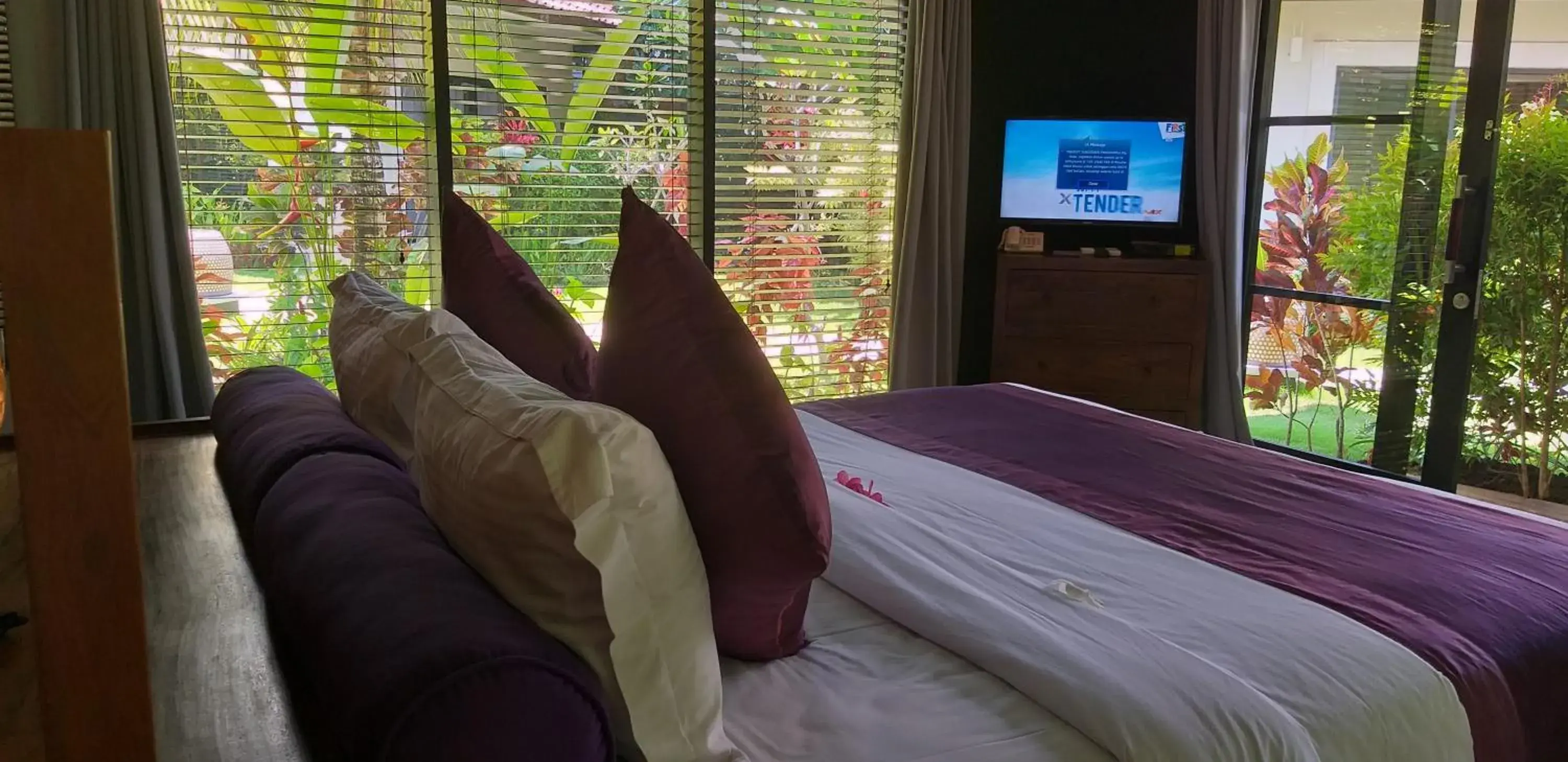 TV and multimedia, Bed in Katala Suites and Villas