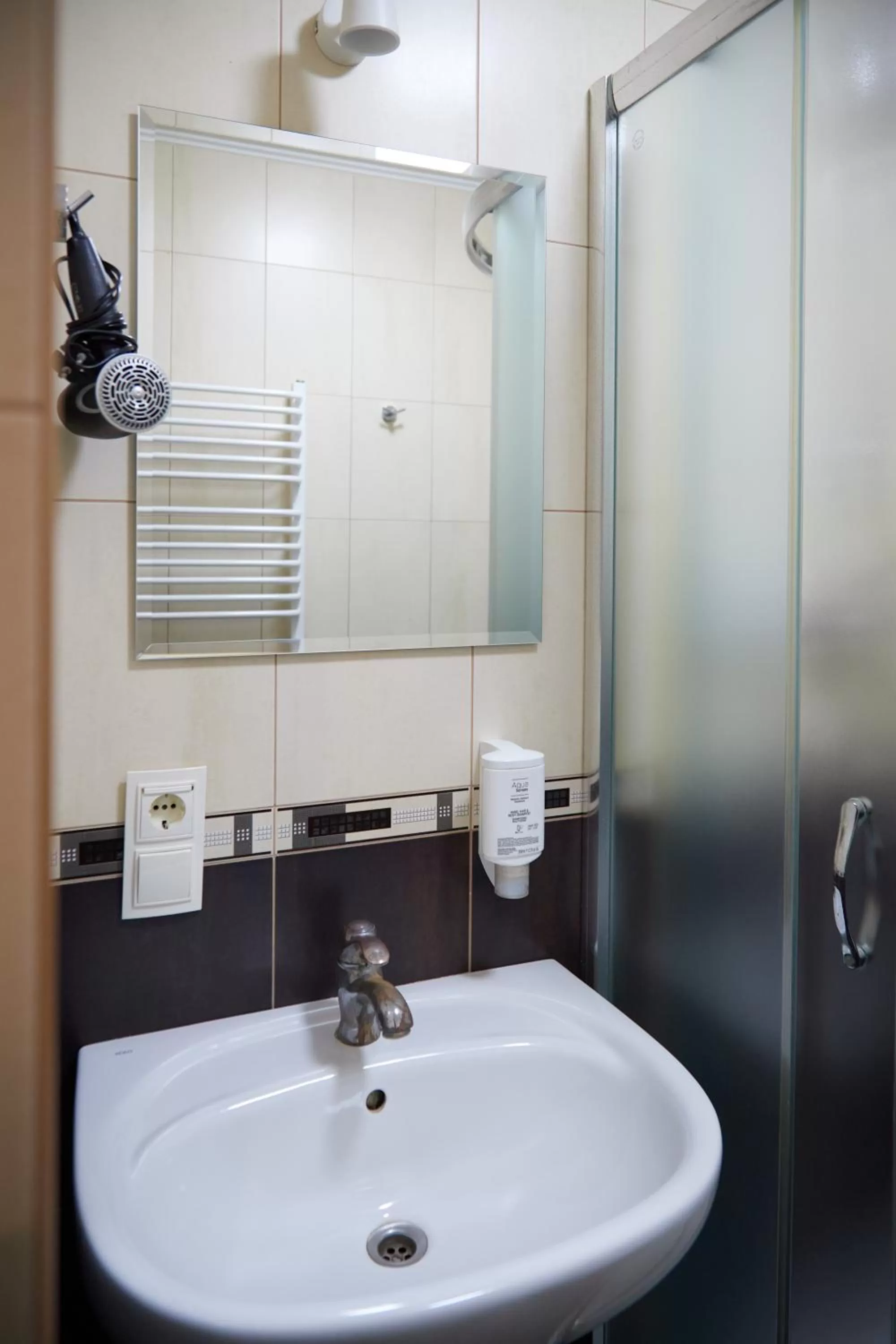 Bathroom in Hotel Korona