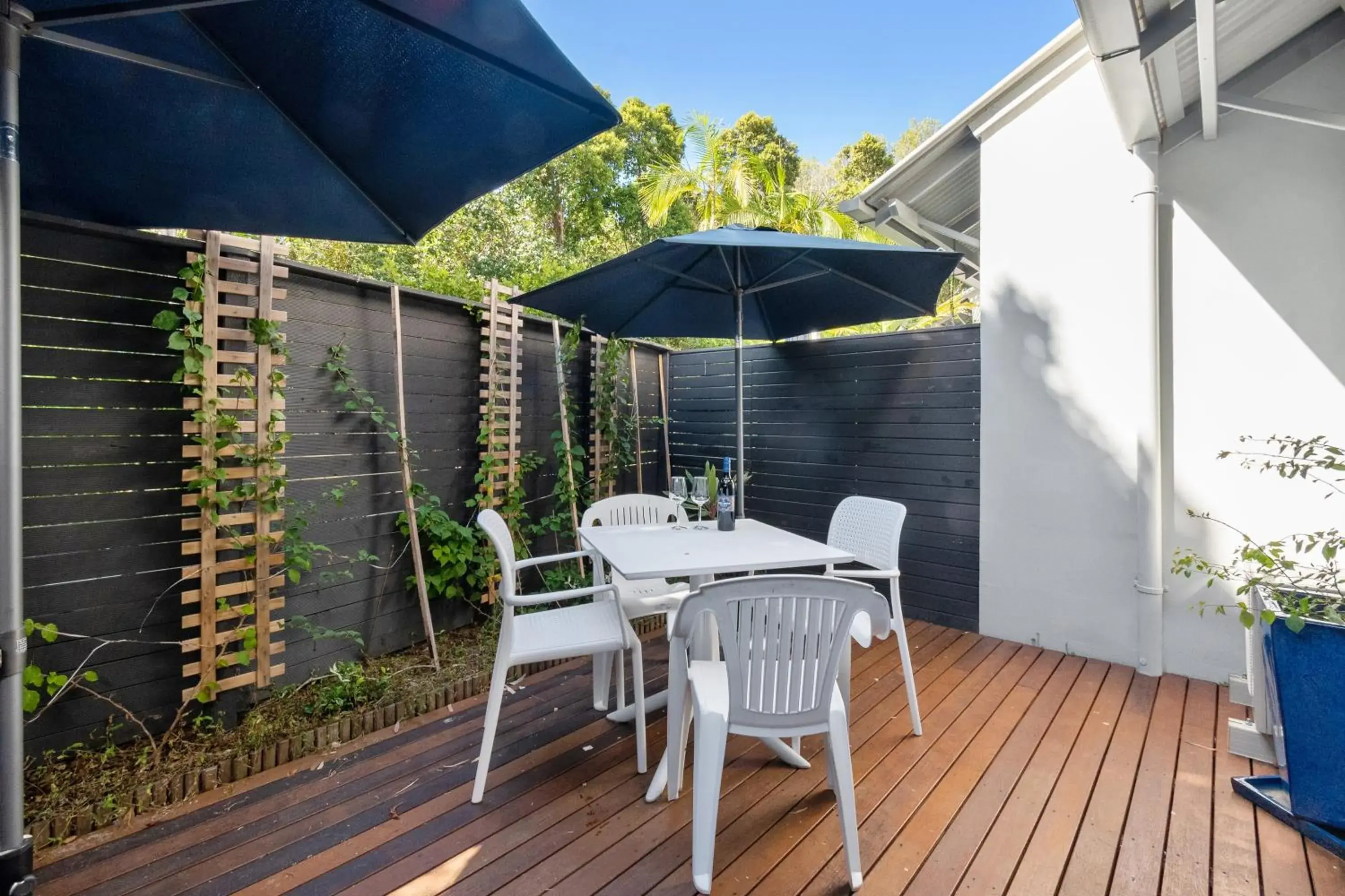 BBQ Facilities in Noosa Entrance Waterfront Resort