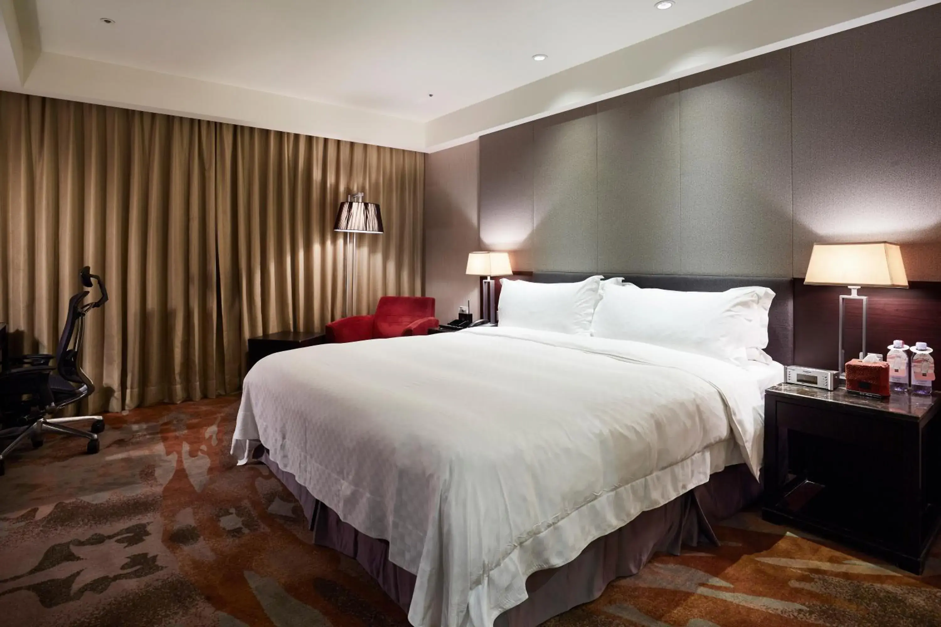 Bed in Tango Hotel Taichung