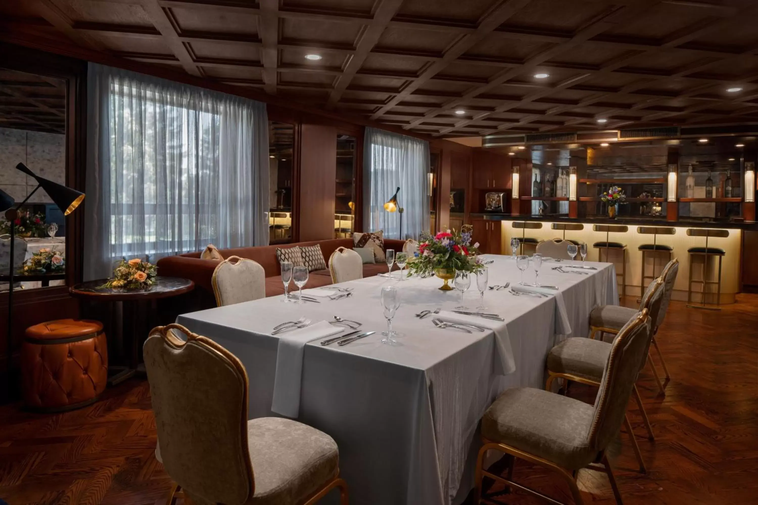 Meeting/conference room, Restaurant/Places to Eat in The Drake Oak Brook, Autograph Collection