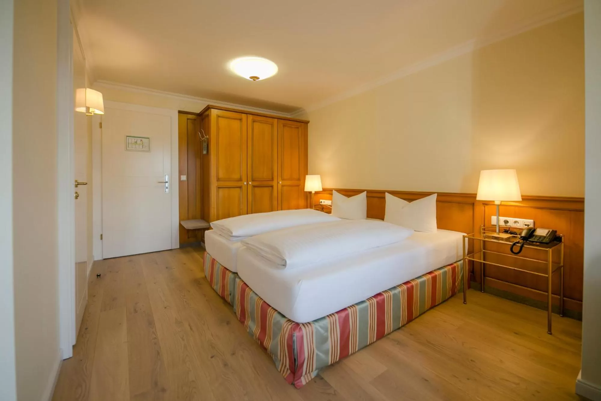 Photo of the whole room, Bed in Hotel Sailer