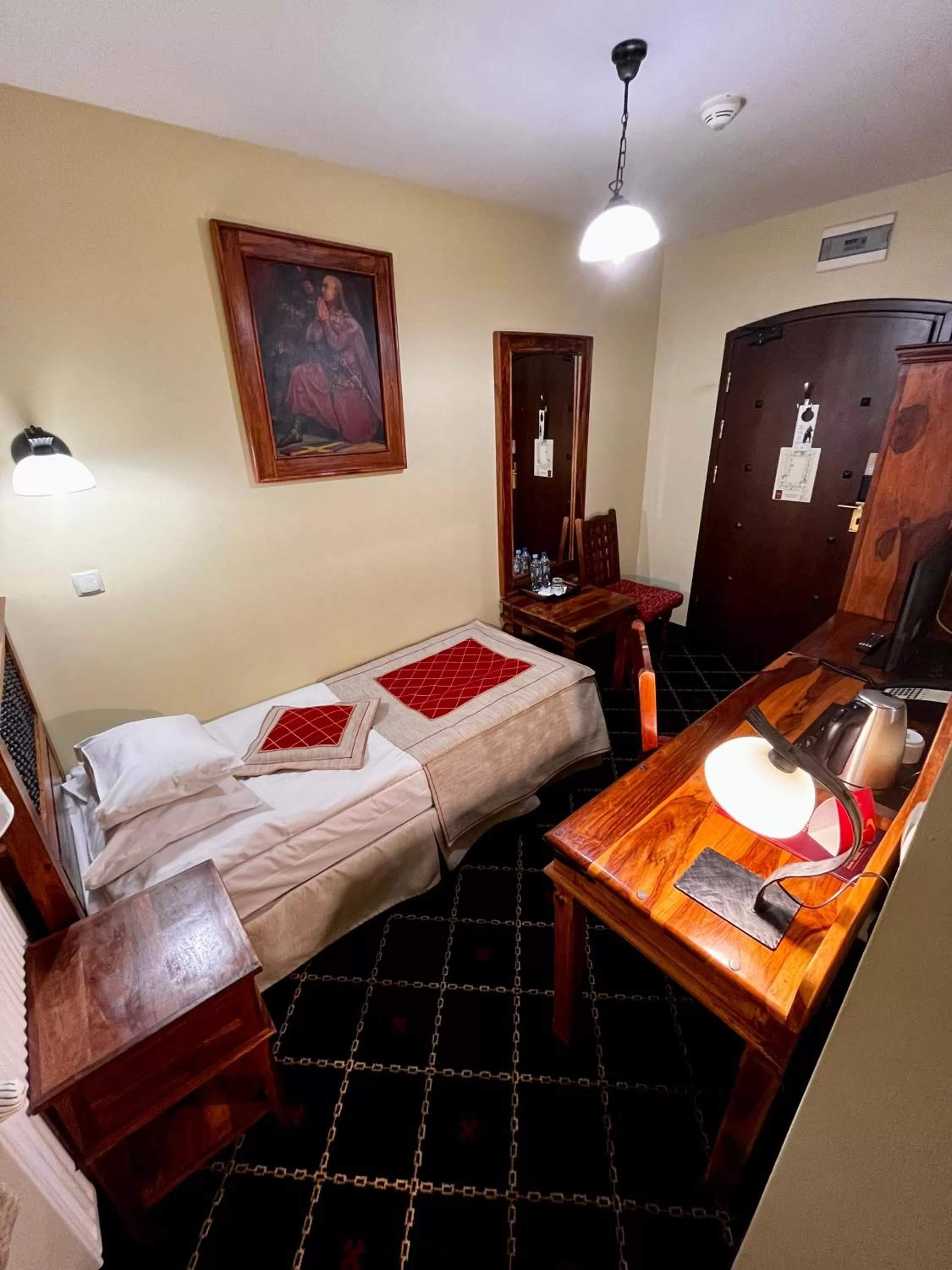 Photo of the whole room, Bed in Hotel Zamek Ryn