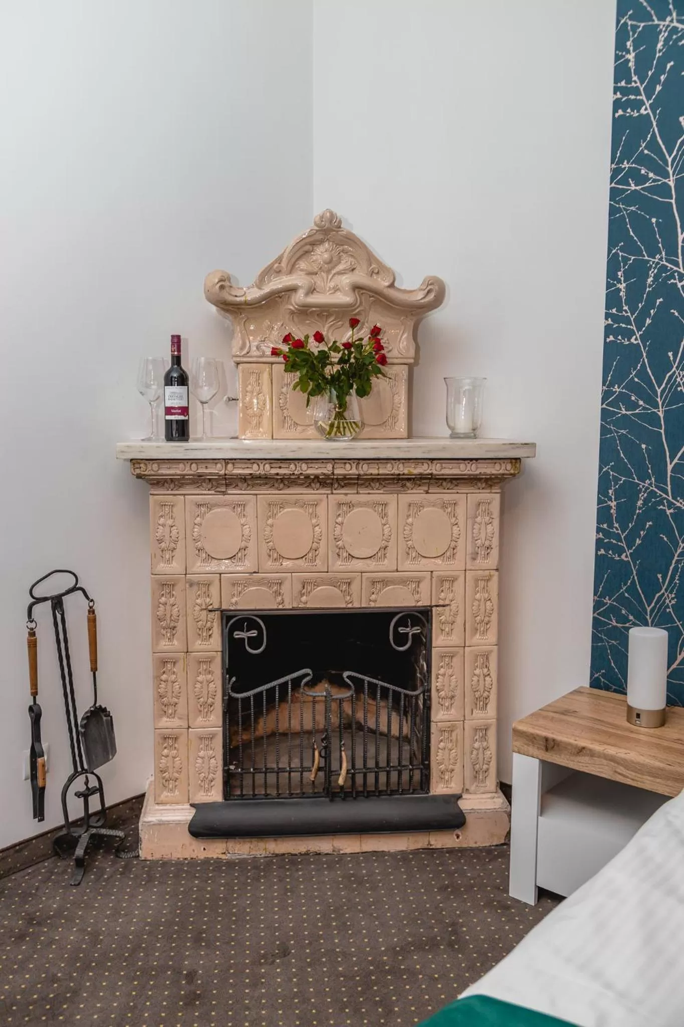 flat iron in The Old Townhouse