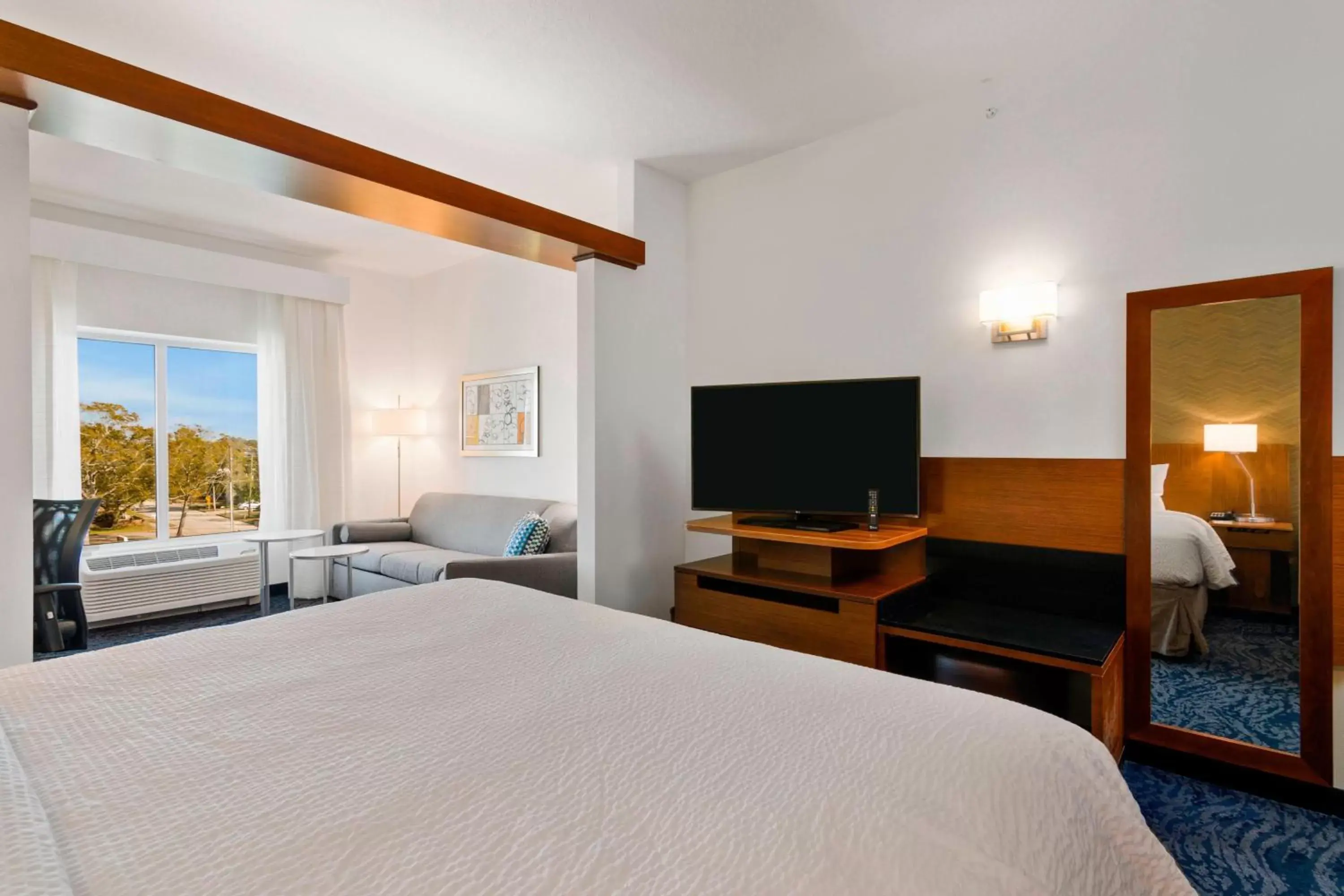 Bedroom, Bed in Fairfield Inn & Suites by Marriott St Petersburg North