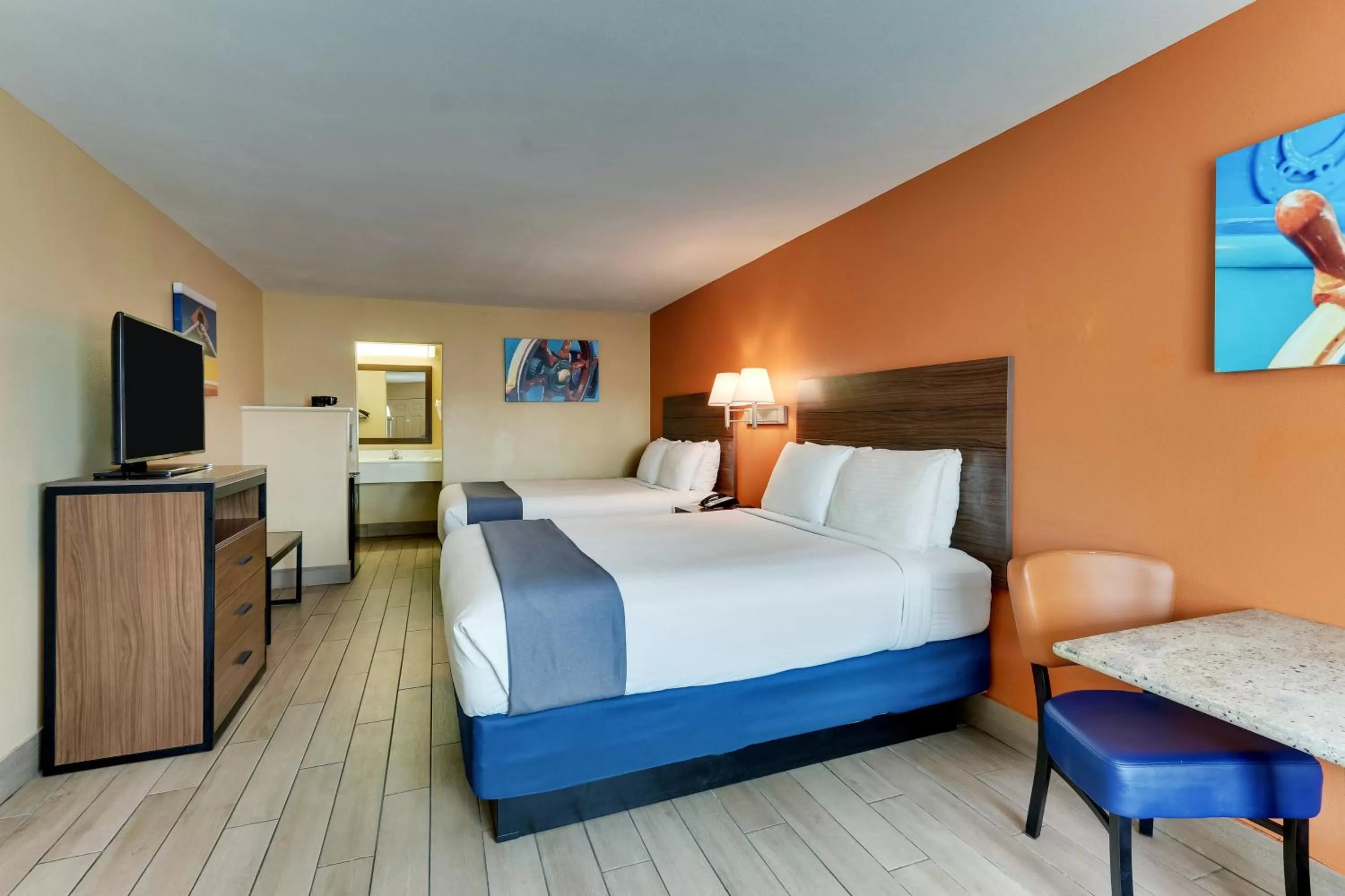 Bed in Captains Quarters Inn