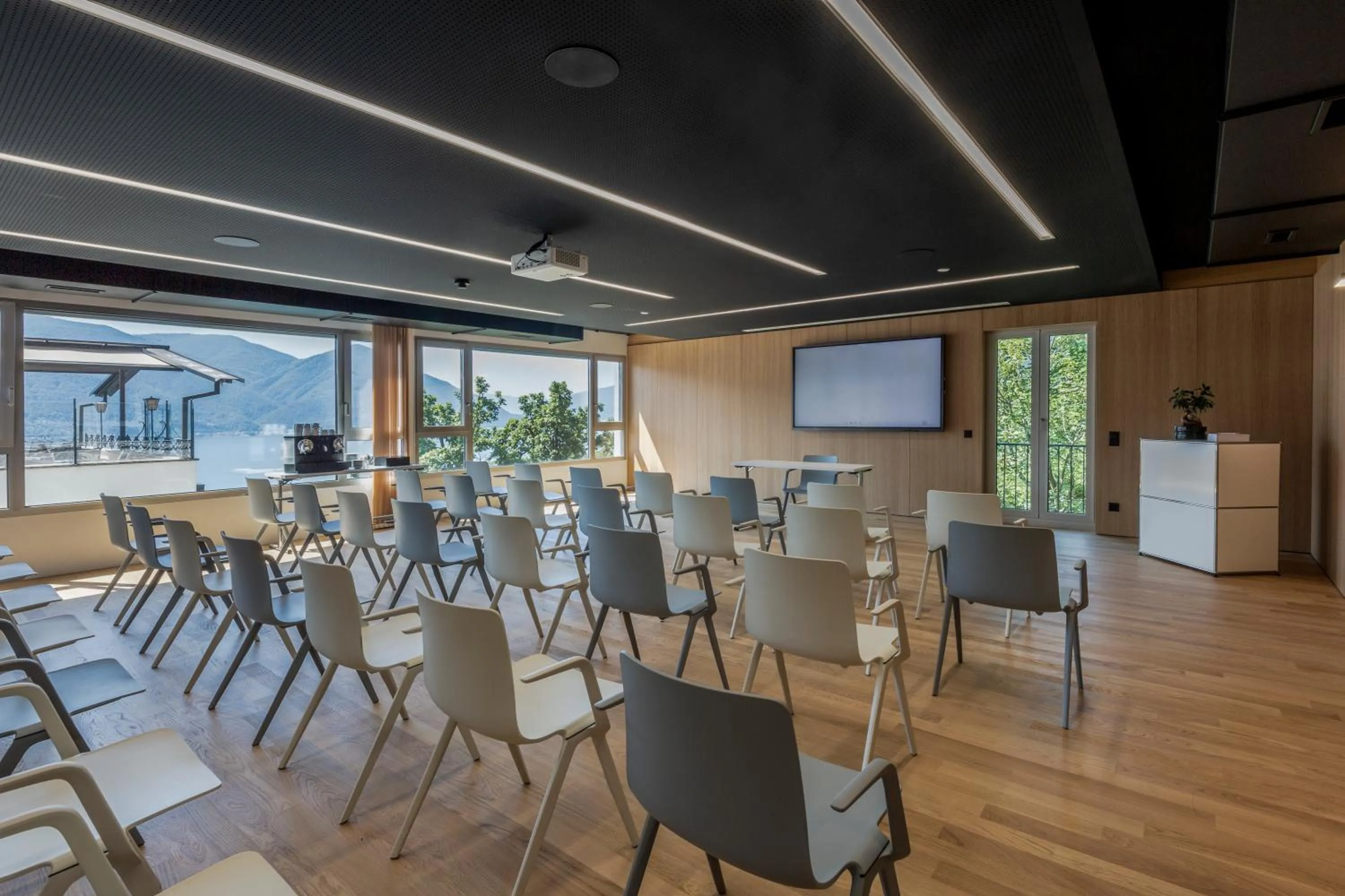 Business facilities in Casa Berno Panorama Resort