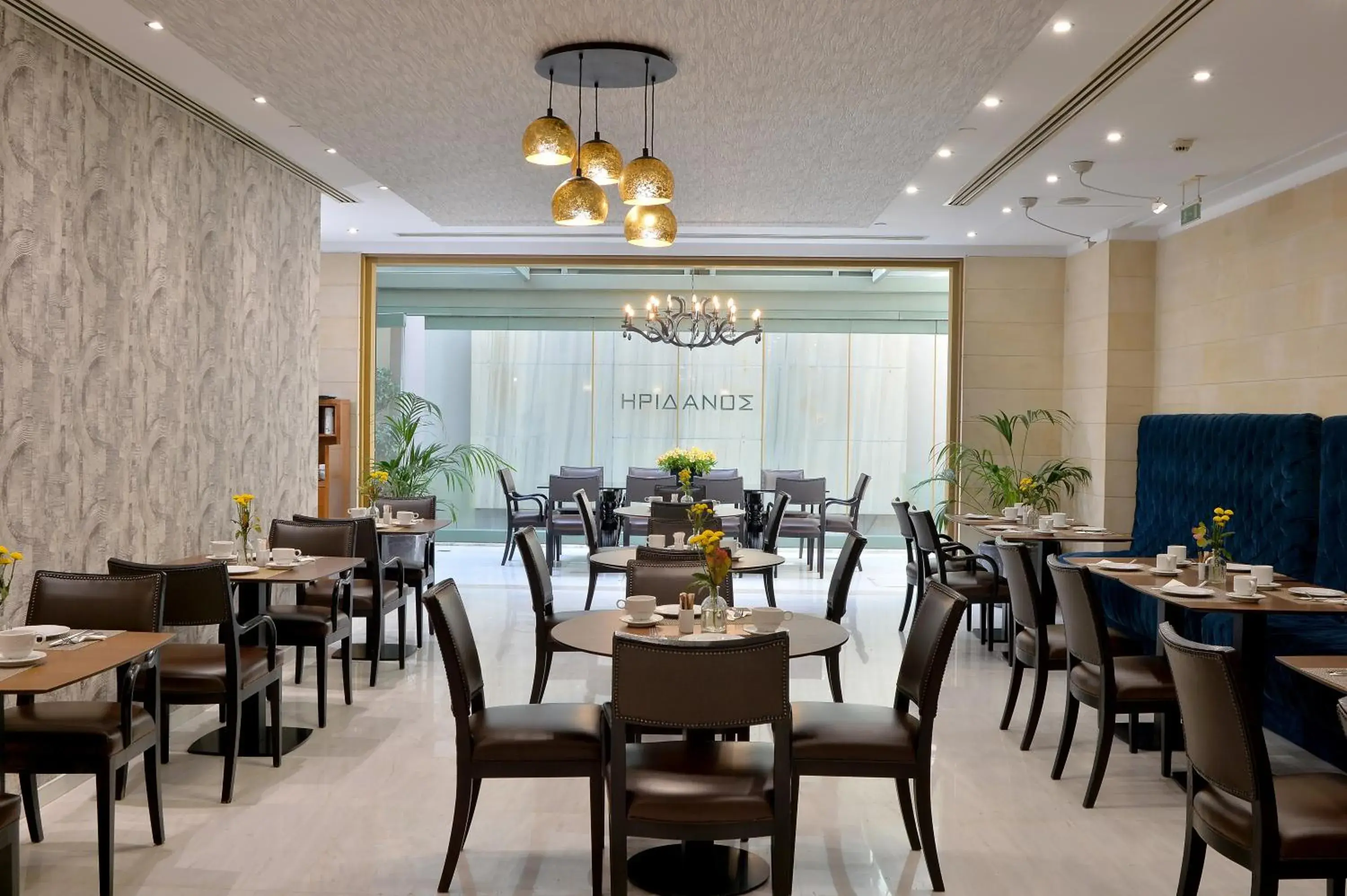 Restaurant/Places to Eat in Athenaeum Eridanus Luxury Hotel
