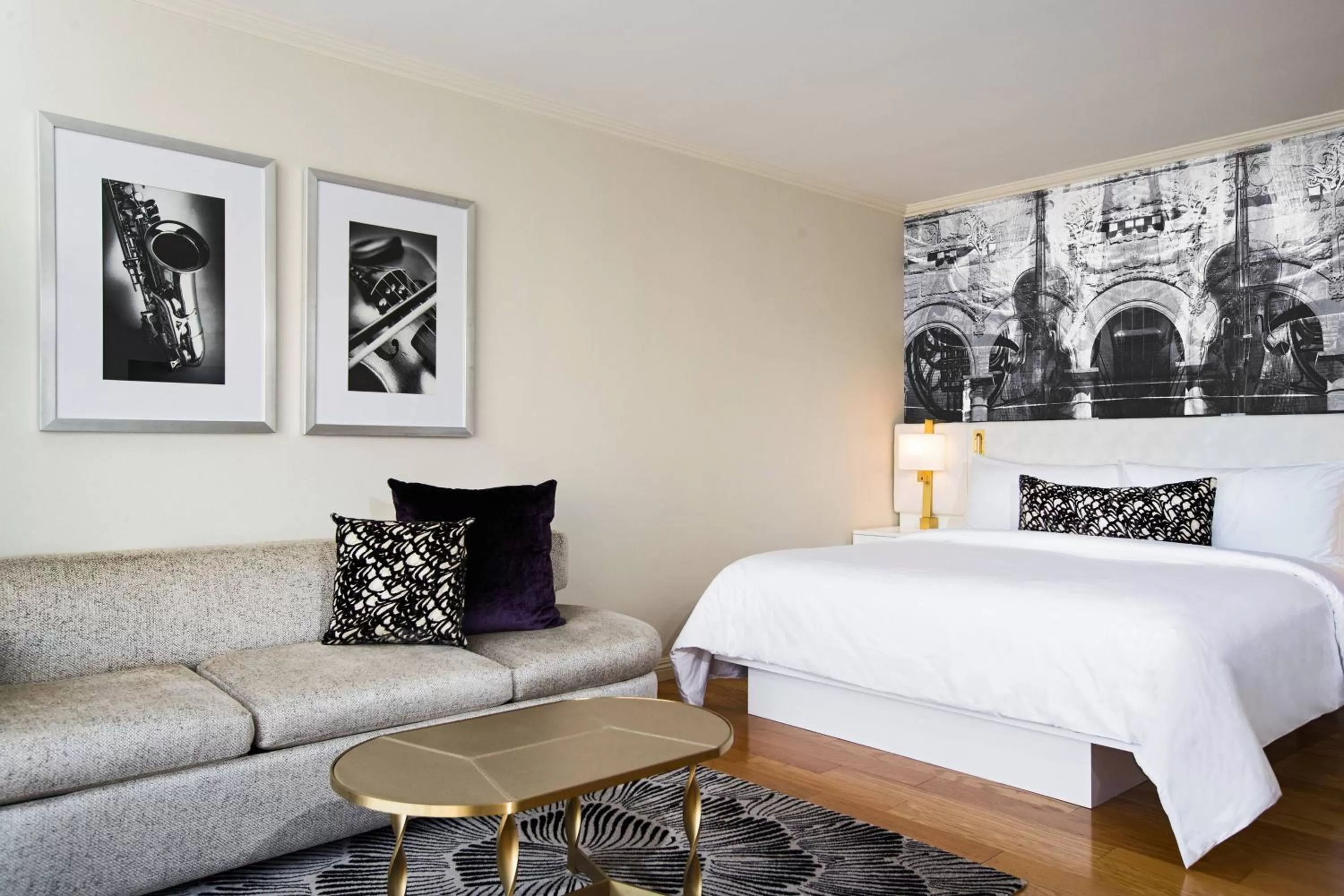 Photo of the whole room, Bed in Avenue of the Arts Costa Mesa, a Tribute Portfolio Hotel