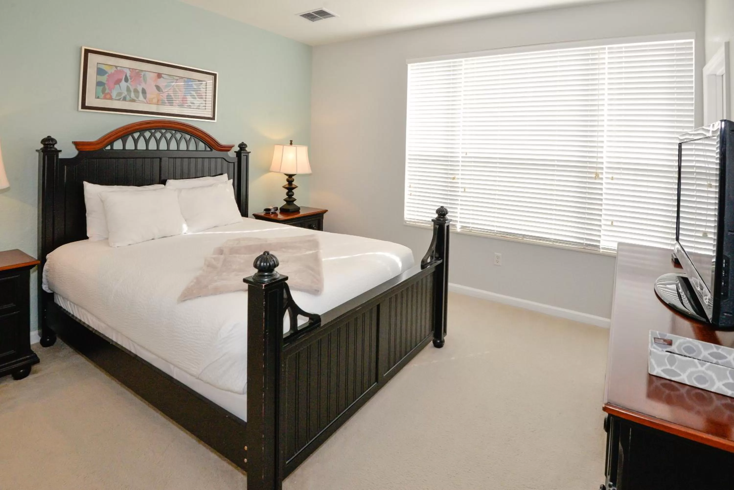 Bedroom, Bed in Orlando Escape